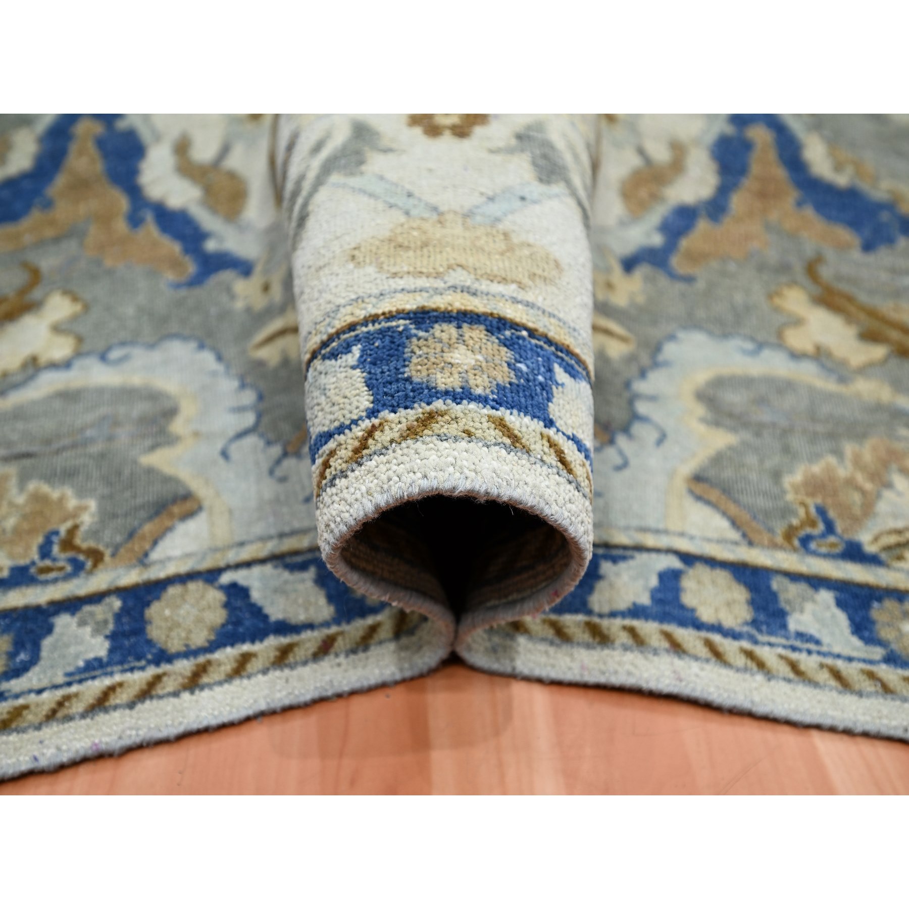8'1"x10'2" Snow Ivory, Polonaise Czartoryski with Persian Isphahan Inspired Design Distinct Abrash, Hand Knotted, Zero Pile 100% Wool, Oriental Rug HR75472 - Image 5