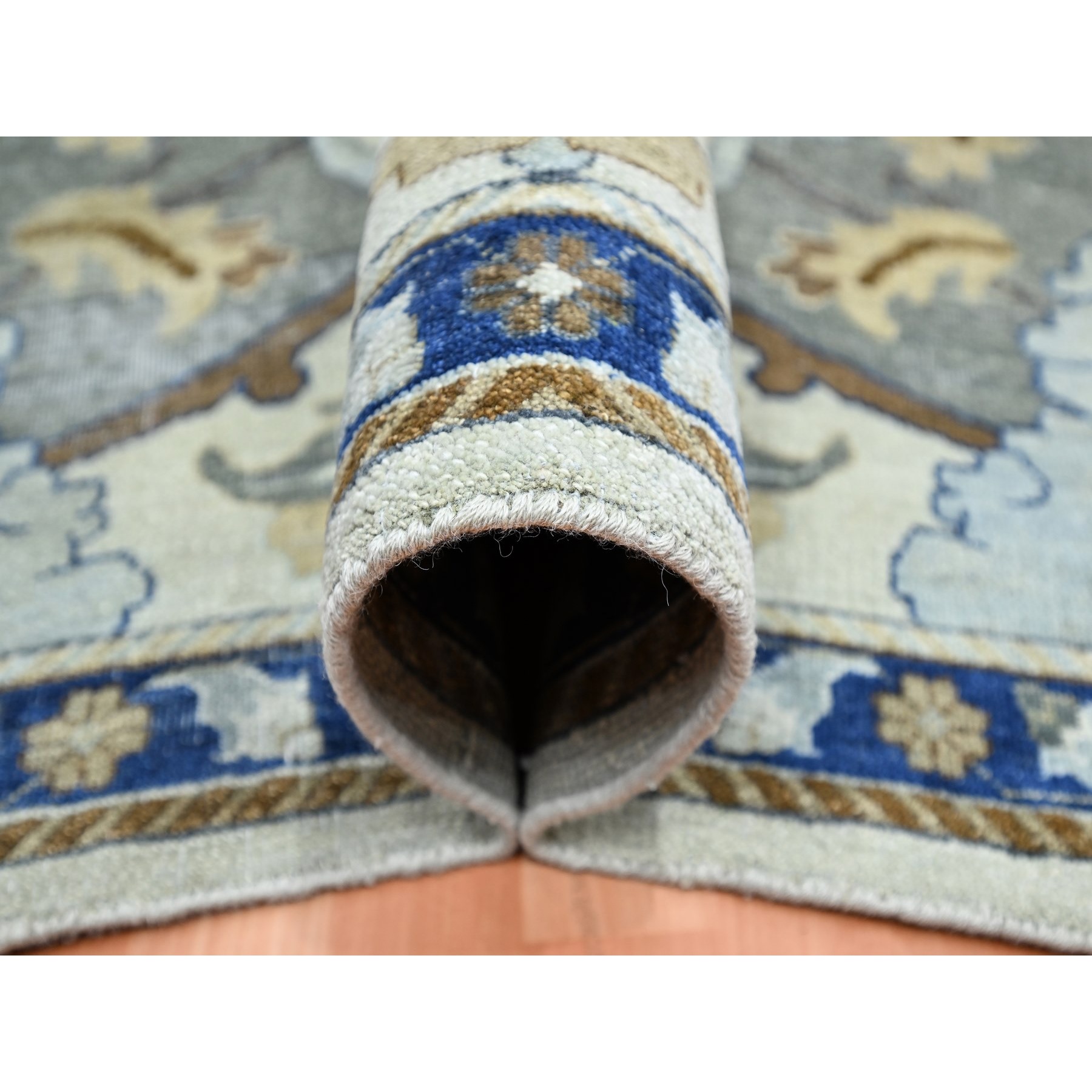 12'x15'5" Powder White, Polonaise Czartoryski with Persian Isphahan Inspired Design, 100% Wool, Distinct Abrash, Hand Knotted, Zero Pile, Oversized, Oriental Rug HR75474 - Image 5