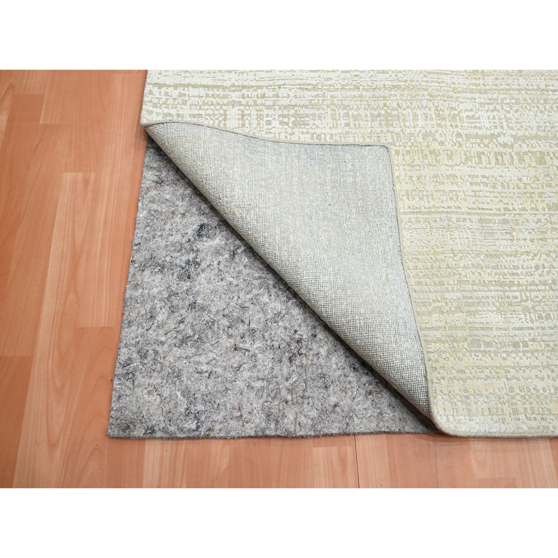 9'x12'4" Shades of Ivory, Gradation Design, Modern, Textured Wool & Pure Silk, Hand Knotted, Oriental Rug HR75505 - Image 4