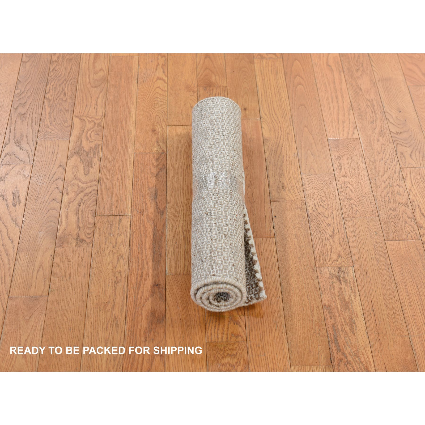 2'x3' Bone White, Dot Design, Sample, Pure Alpaca Unmixed Wool, Hand Knotted, Super Soft and Fine to the Touch, Mat, Oriental Rug HR78340 - Image 4