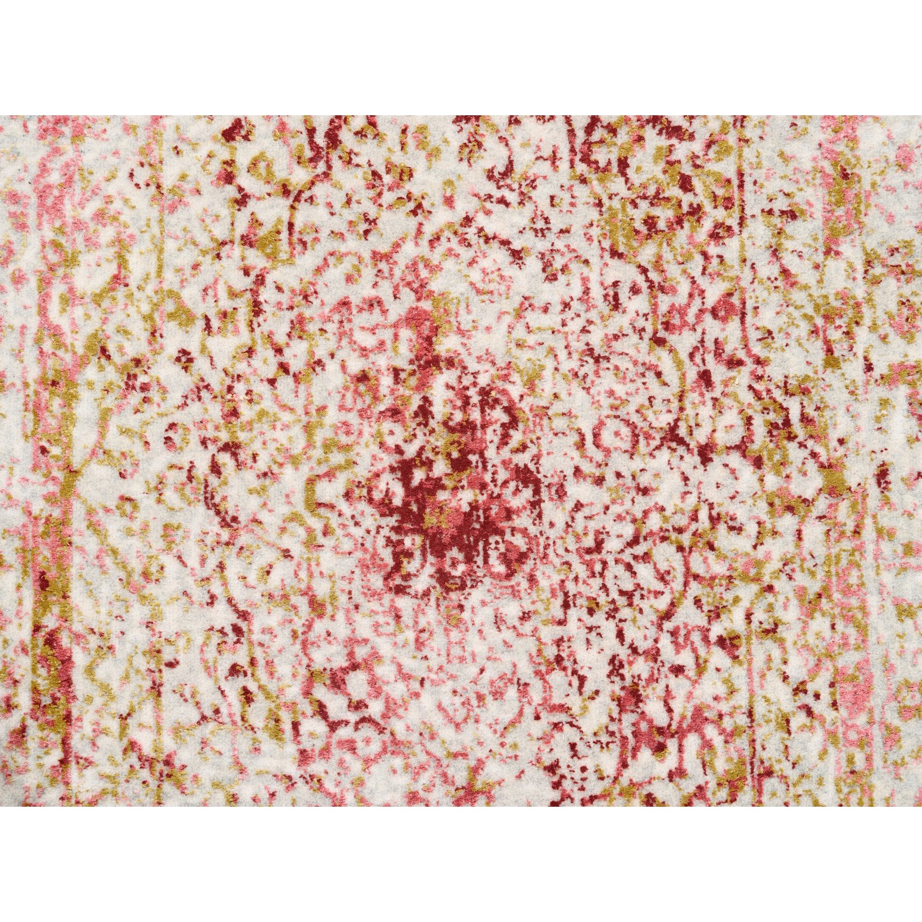 3'x5' Wool and Pure Silk Pink Medallion Erased Persian Design Hand Knotted Oriental Rug HR62371 - Image 5
