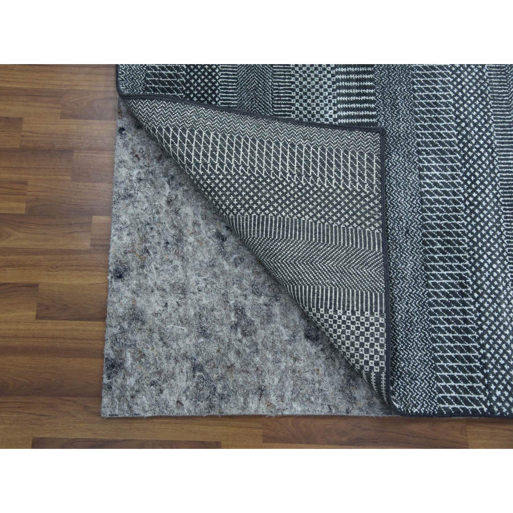 3'3"x5' Charcoal Gray, Wool and Silk Hand Knotted, Modern Grass Design Gabbeh Densely Woven, Oriental Rug HR79253 - Image 3