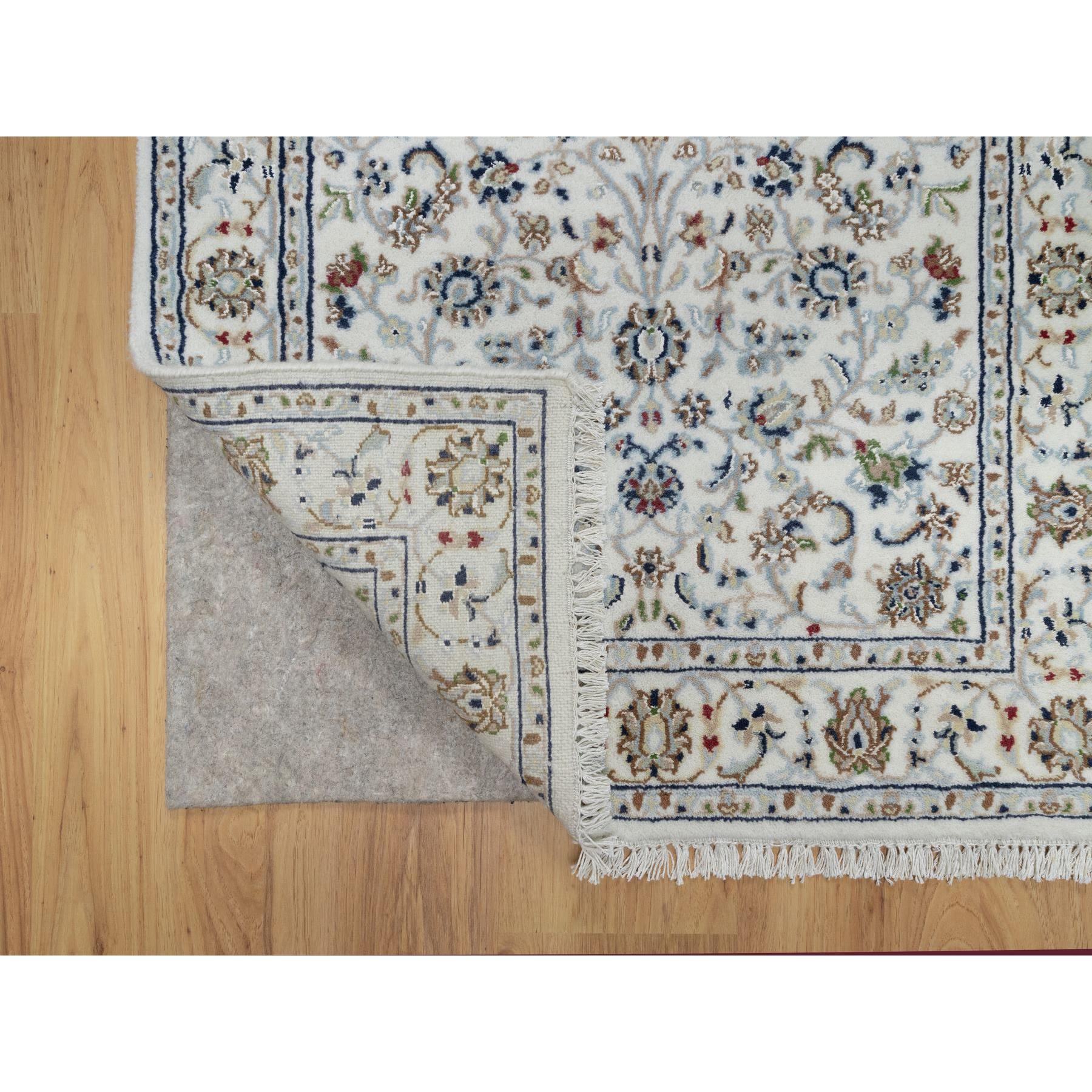 2'9"x14'1" Daisy White, Nain with All Over Flower Design, Wool and Silk, Hand Knotted, 250 KPSI, XL Runner, Oriental Rug HR91012 - Image 3