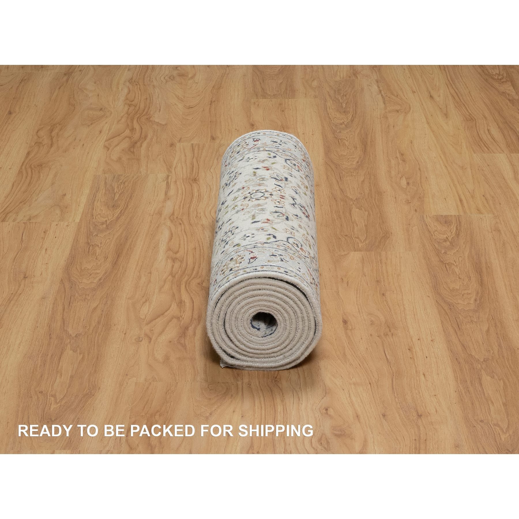 2'5"x10' Spring White, Nain with Center Medallion, Hand Knotted, 250 KPSI, Wool and Silk, Runner, Oriental Rug HR91013 - Image 6
