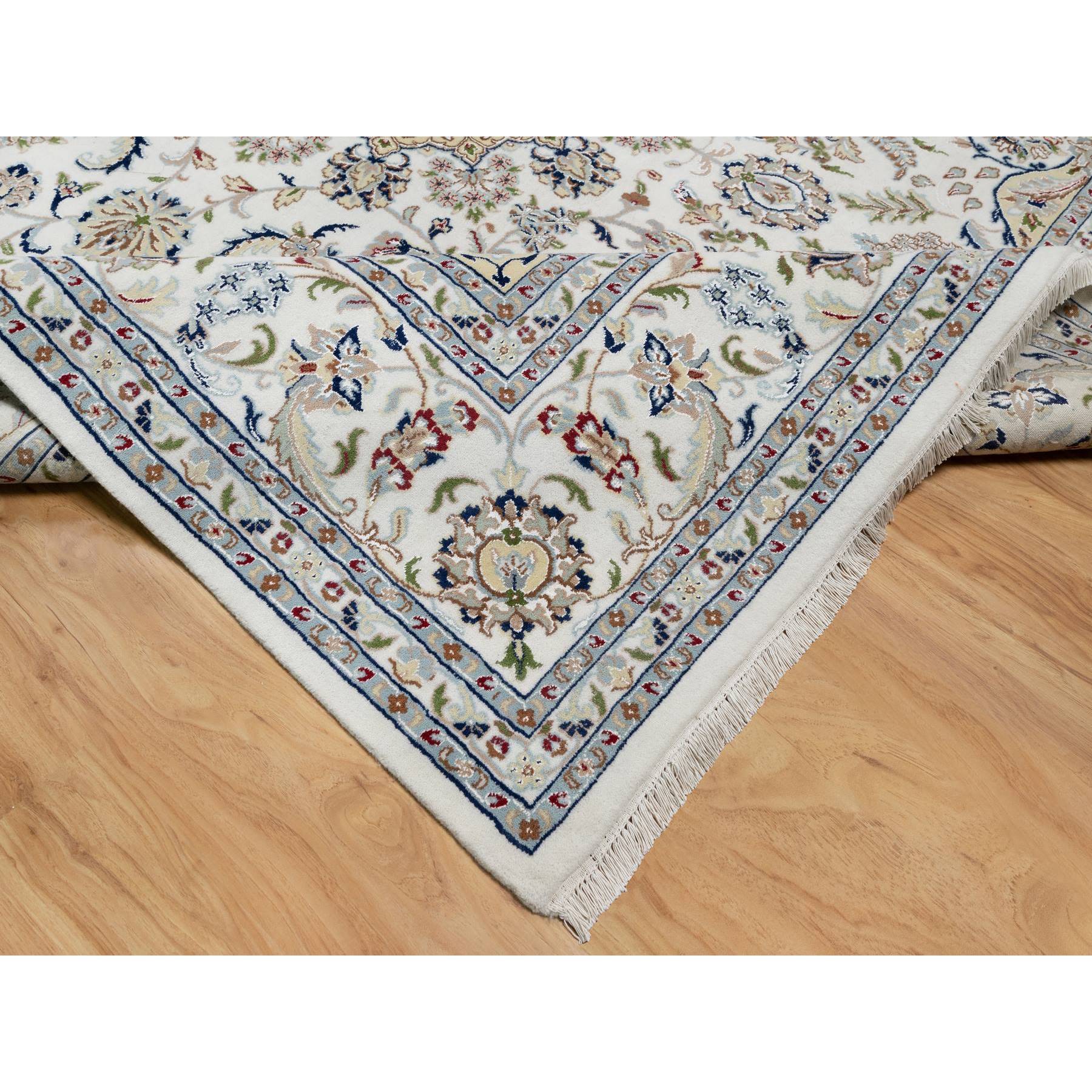 10'2"x10'2" Snow White, 250 KPSI, Hand Knotted, Nain with Flower Medallion Design, Wool and Silk, Square, Oriental Rug HR91059 - Image 6