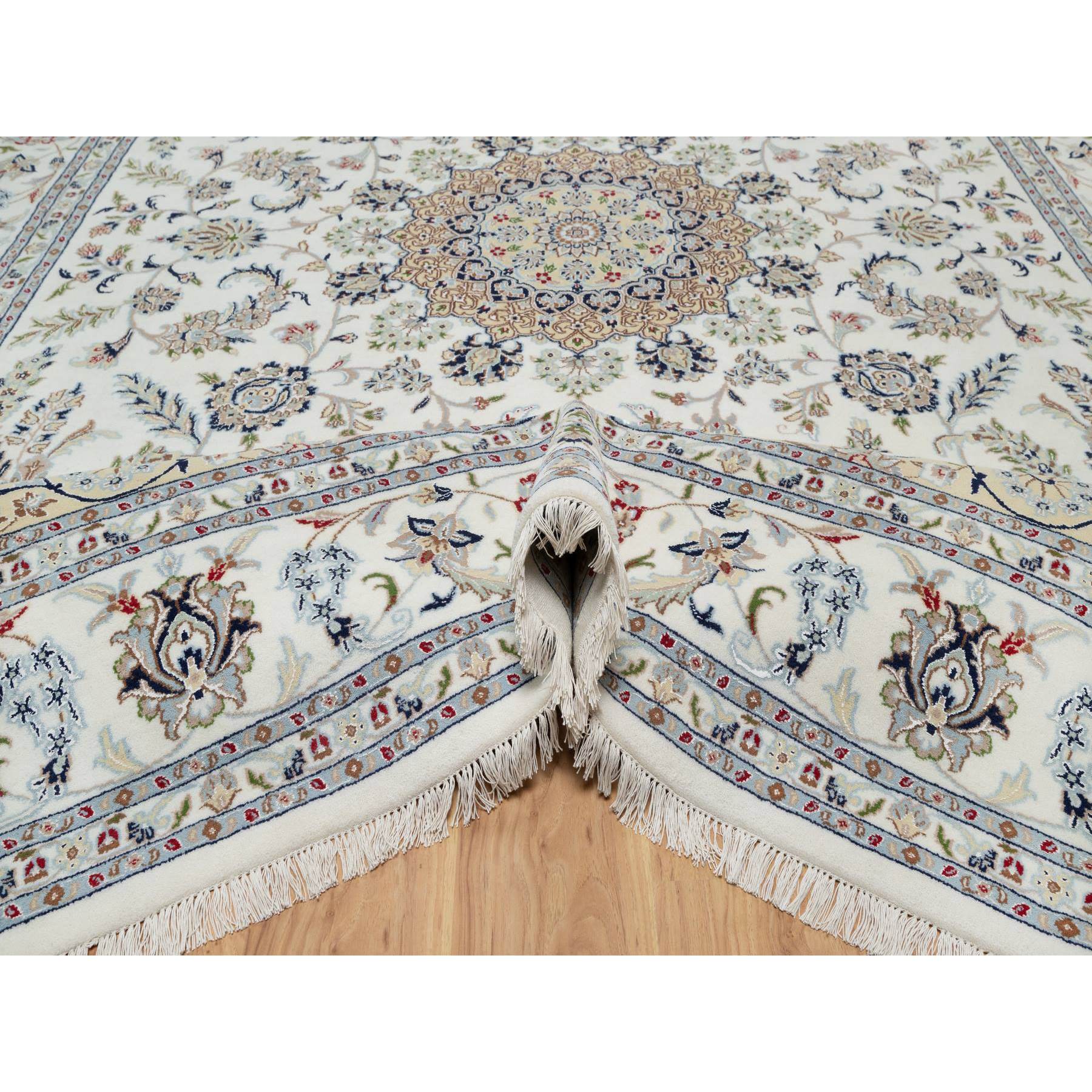 8'10"x12'4" Cotton White, Soft Pile, Nain with Center Flower Design, 250 KPSI, Hand Knotted, Wool and Silk, Oriental Rug HR91124 - Image 5