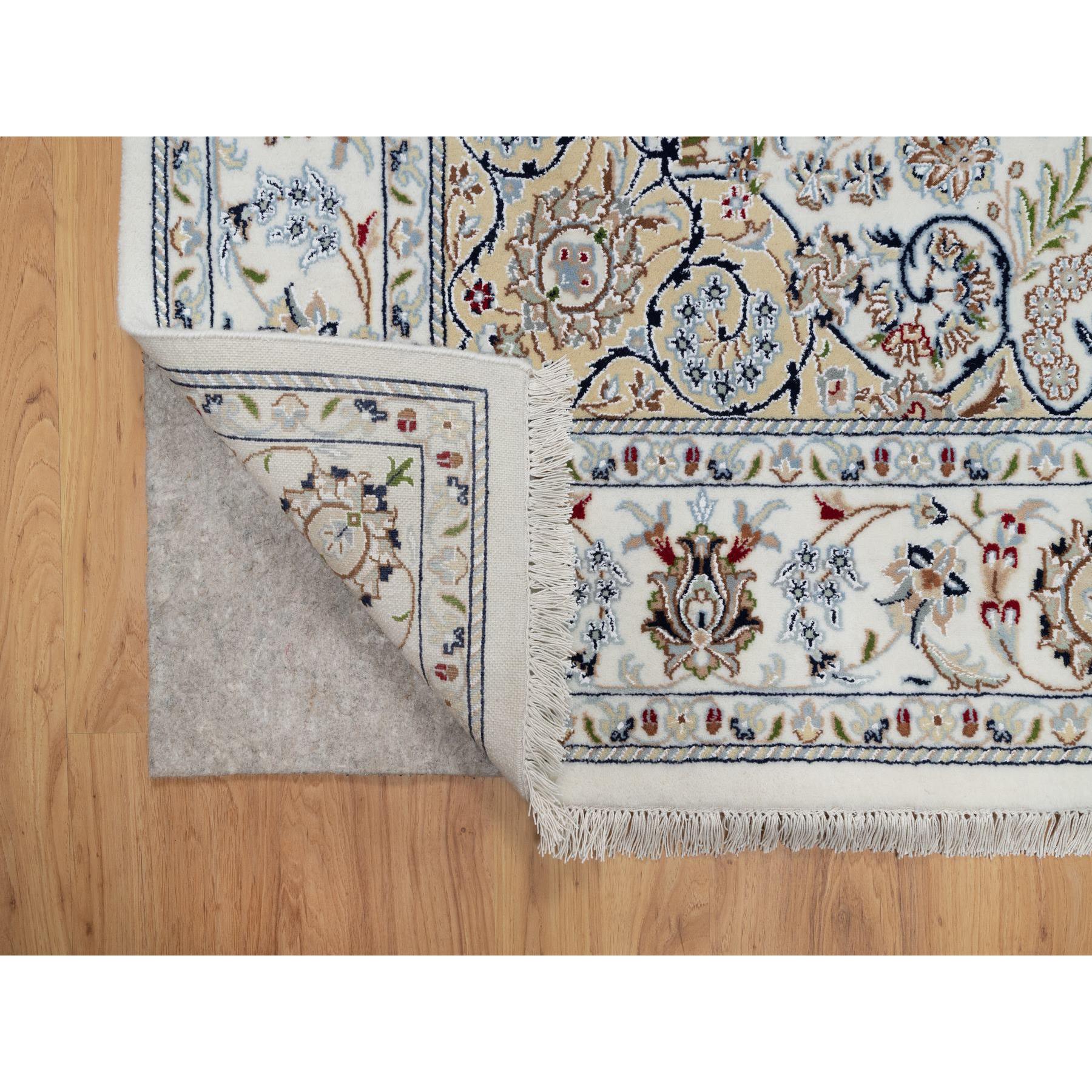 5'10"x9'2" Pearl White, 250 KPSI, Hand Knotted, Nain with Flower Medallion Design, Wool and Silk, Oriental Rug HR91125 - Image 4