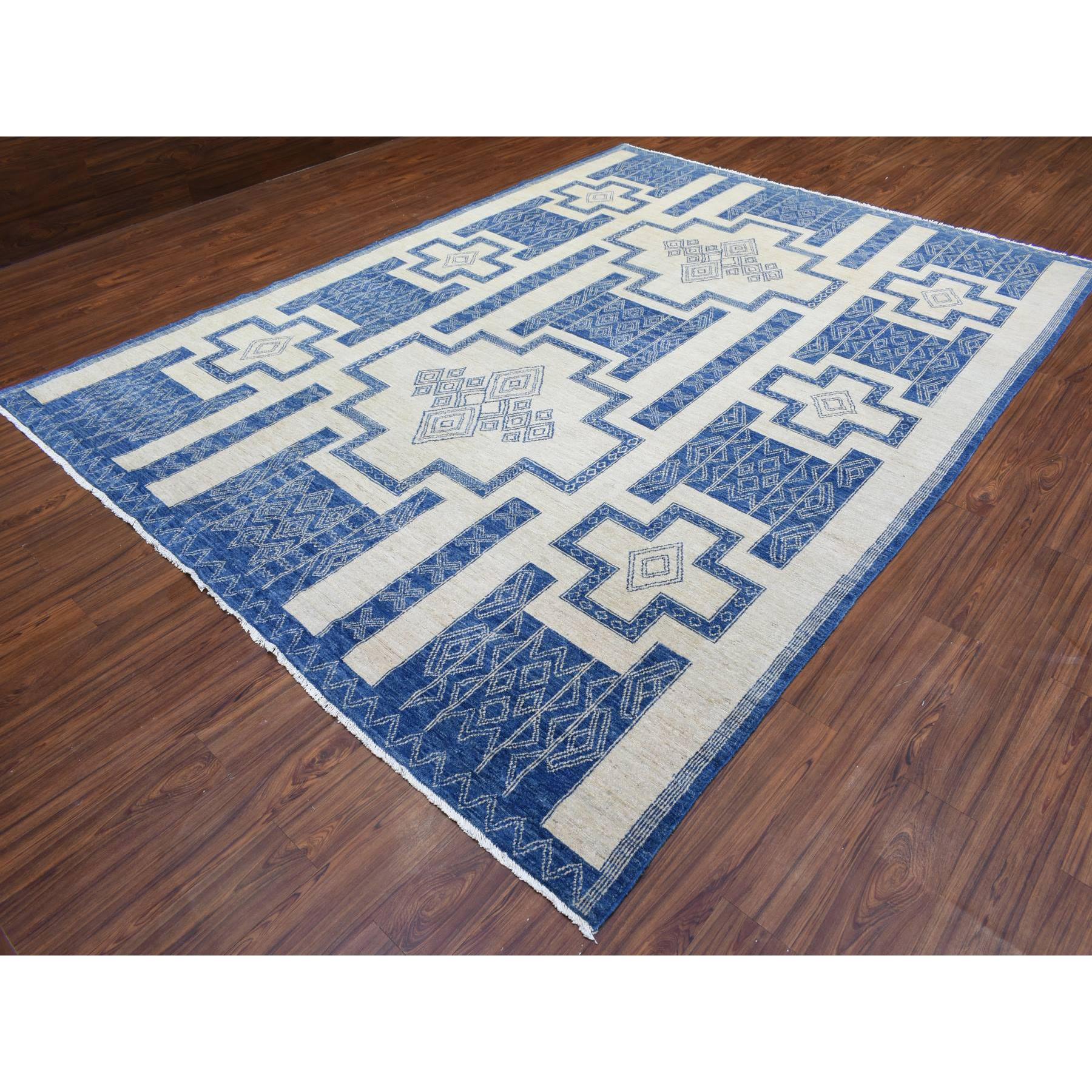 8'10"x11'8" Ivory with Denim Blue, Hand Knotted Fine Peshawar with Intricate, Geometric, Motifs, Densely Woven Soft Organic Wool, Oriental Rug HR72720 - Image 4