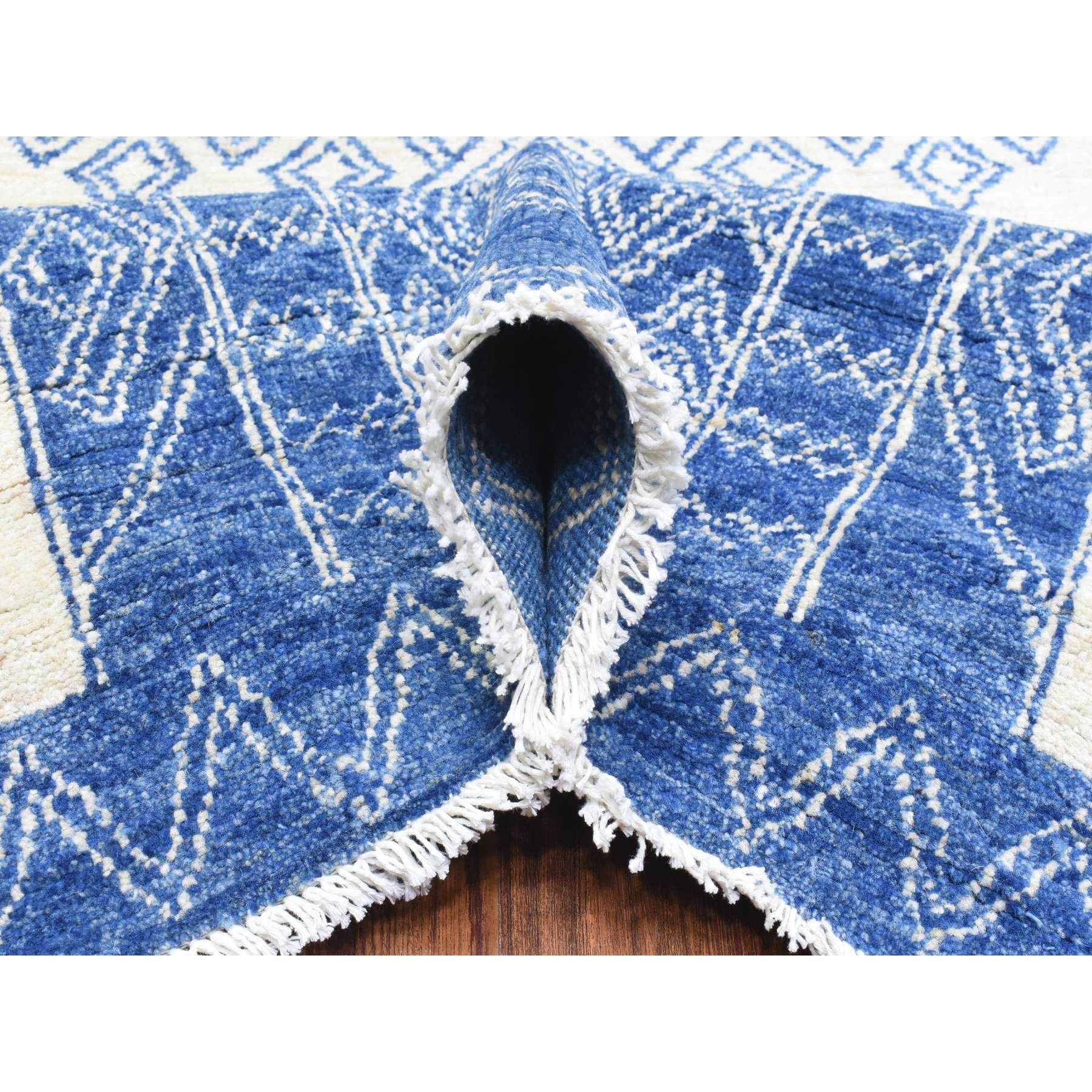 8'10"x11'8" Ivory with Denim Blue, Hand Knotted Fine Peshawar with Intricate, Geometric, Motifs, Densely Woven Soft Organic Wool, Oriental Rug HR72720 - Image 6