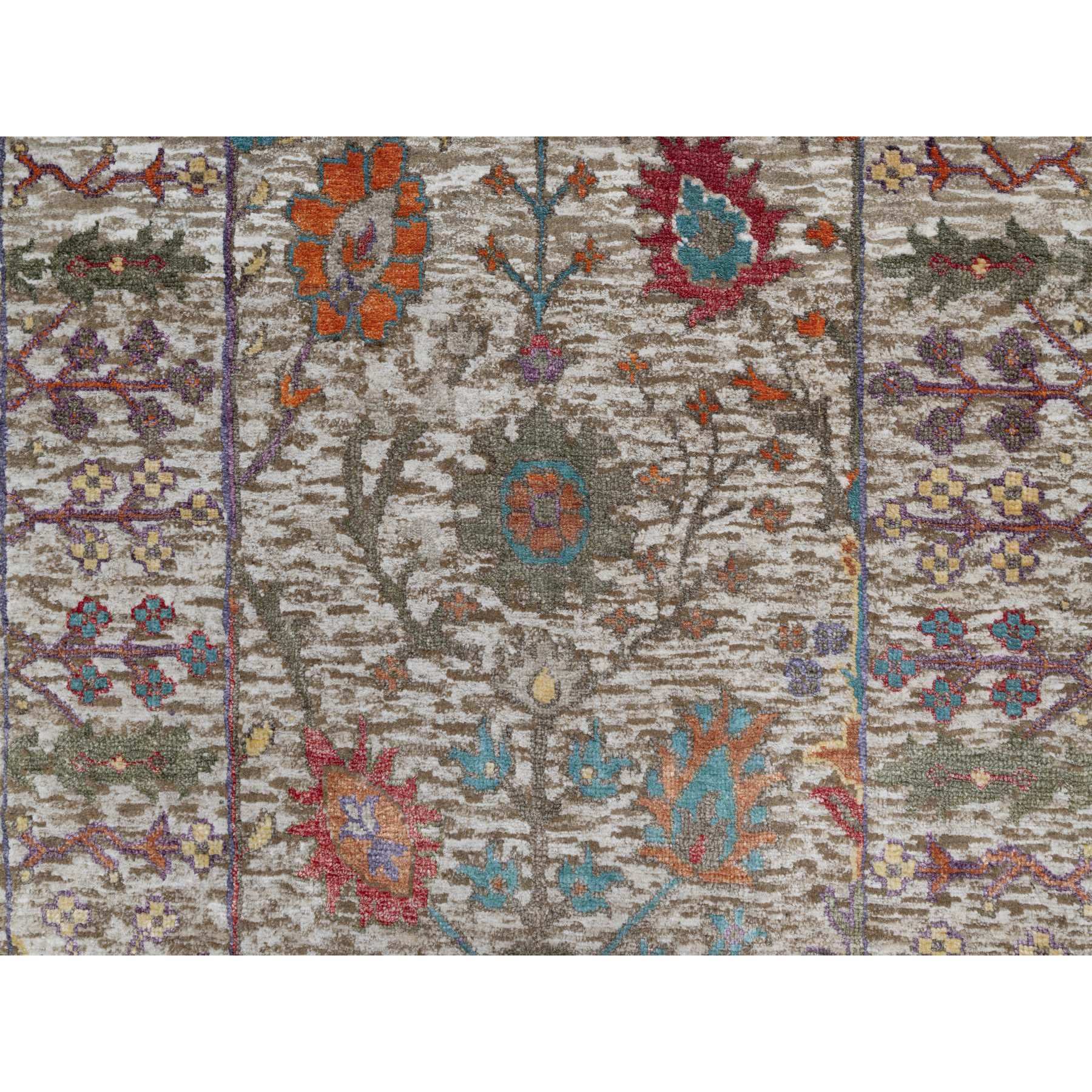 2'8"x16'2" Daisy White with Brown, Directional Vase Design, Silk with Textured Wool, Hand Knotted, XL Runner, Oriental Rug HR91176 - Image 5