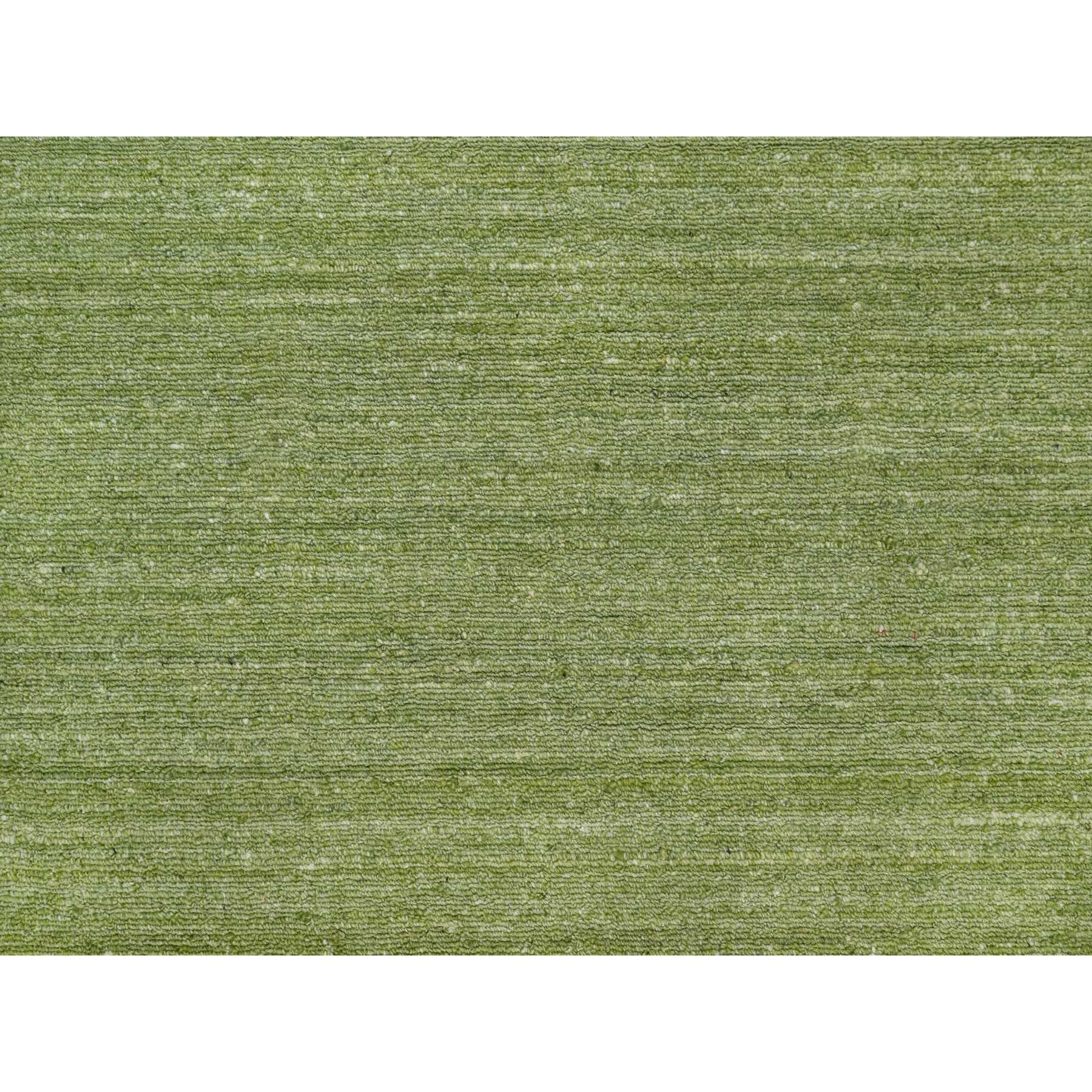 8'1"x10' Olive Green, Hand Loomed, Plain Modern Striae Design, Tone on Tone, Soft to the Touch, Pure Wool, Oriental Rug HR91194 - Image 8