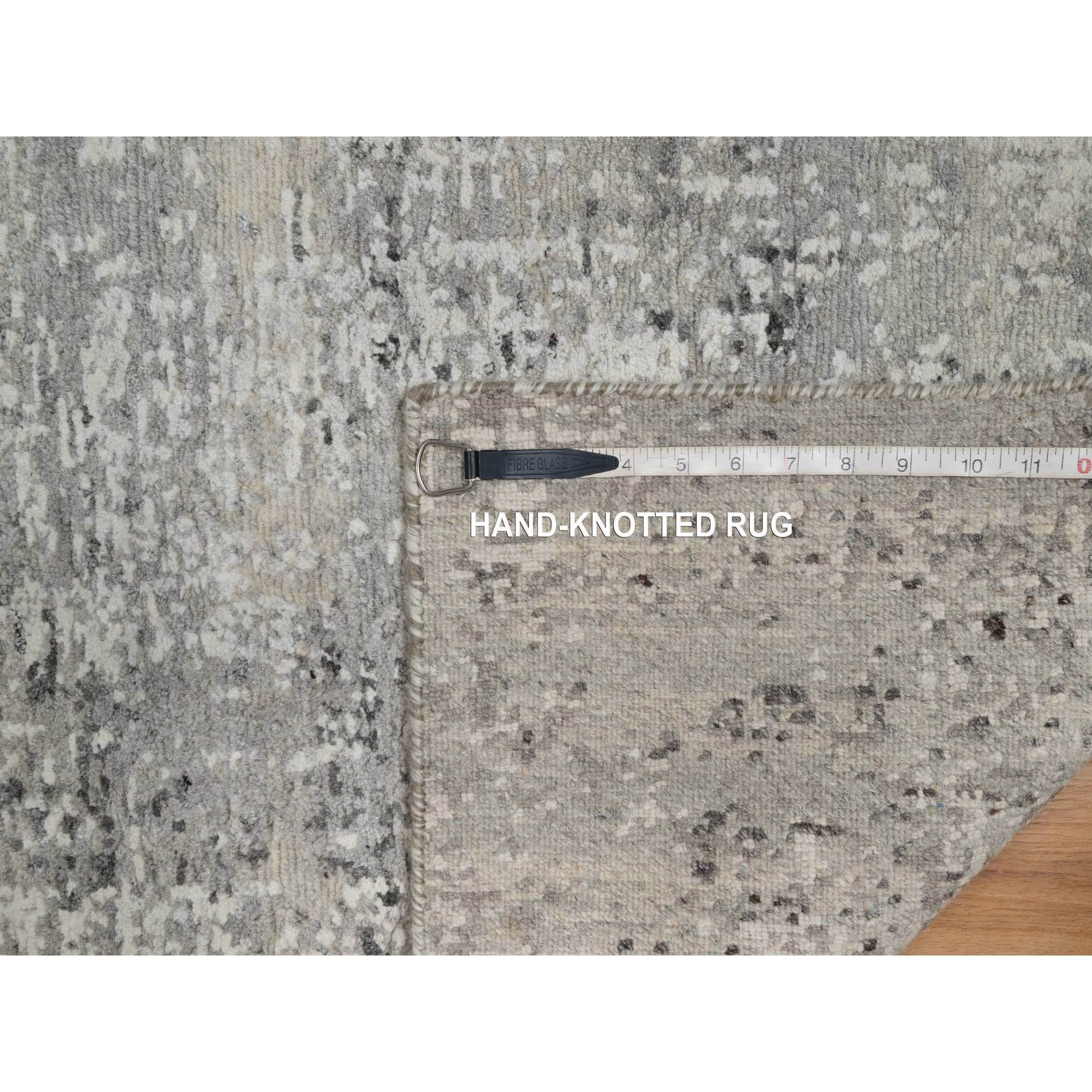 2'x3' Battleship Gray, Tone on Tone, Modern Design, Hand Spun Undyed Natural Wool, Hand Knotted, Mat, Oriental Rug HR91271 - Image 8