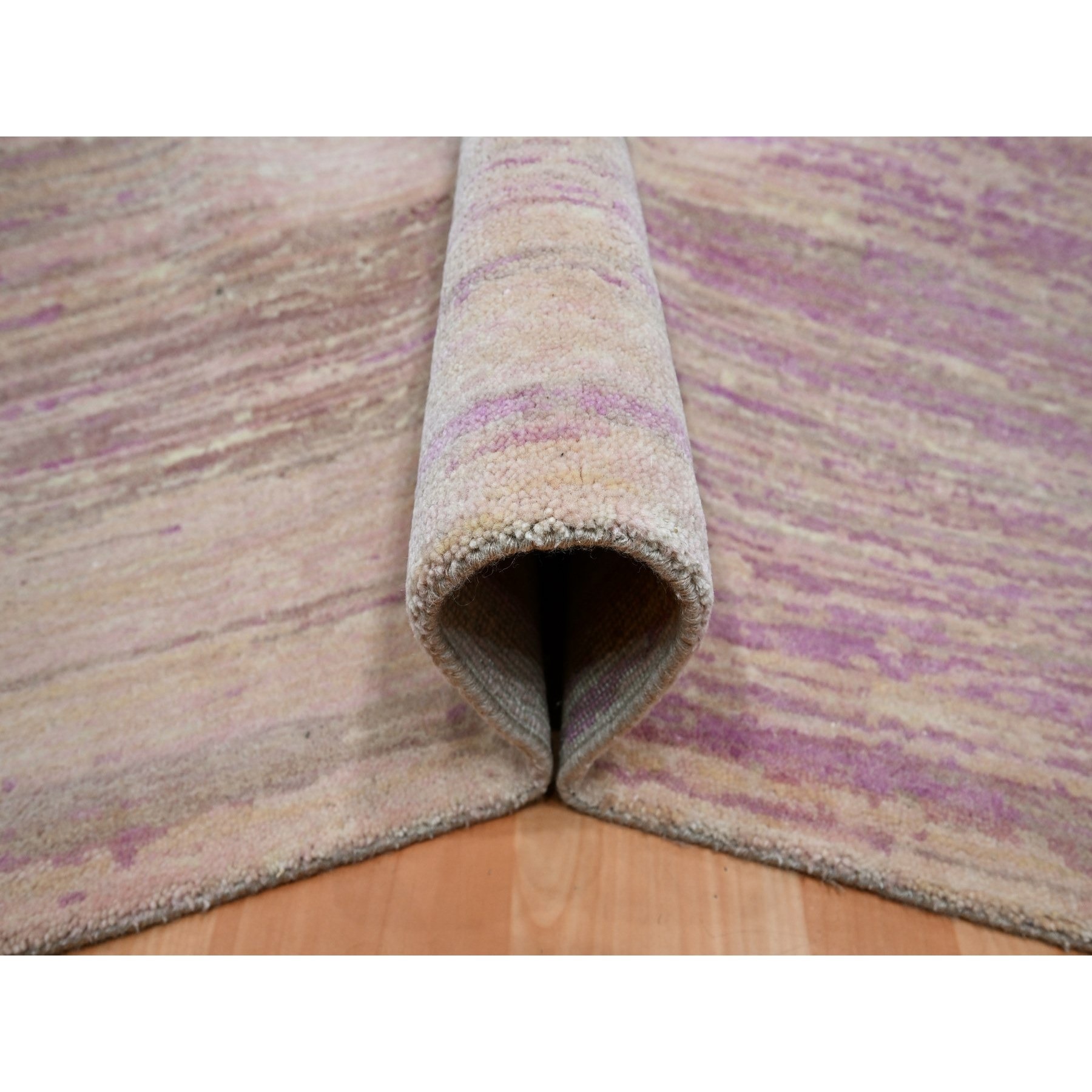 8'1"x10'3" Fuscia Pink with Ivory, Horizontal Ombre Design, Hand Knotted, Pure Wool, Oriental Rug HR75513 - Image 5