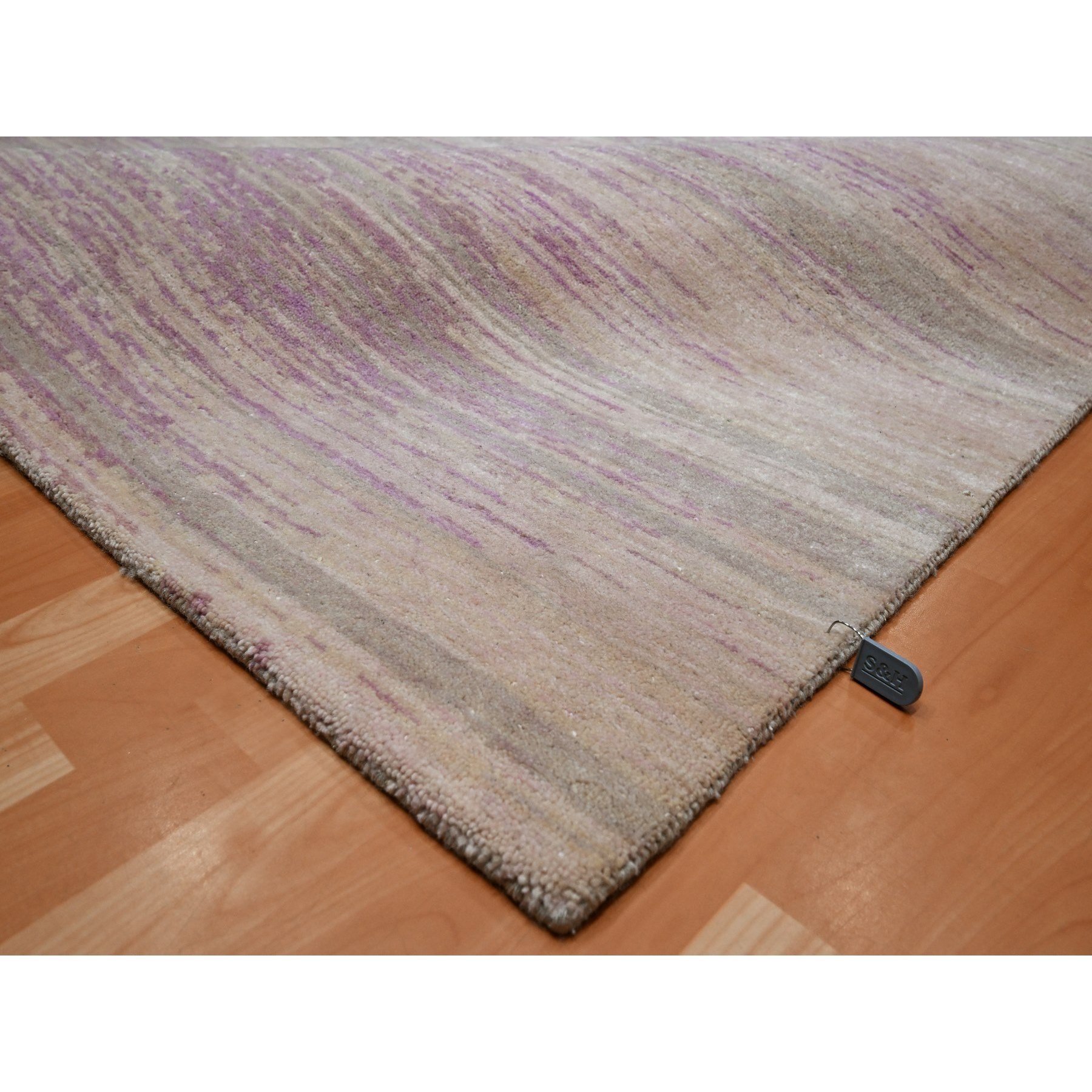 8'1"x10'3" Fuscia Pink with Ivory, Horizontal Ombre Design, Hand Knotted, Pure Wool, Oriental Rug HR75513 - Image 6