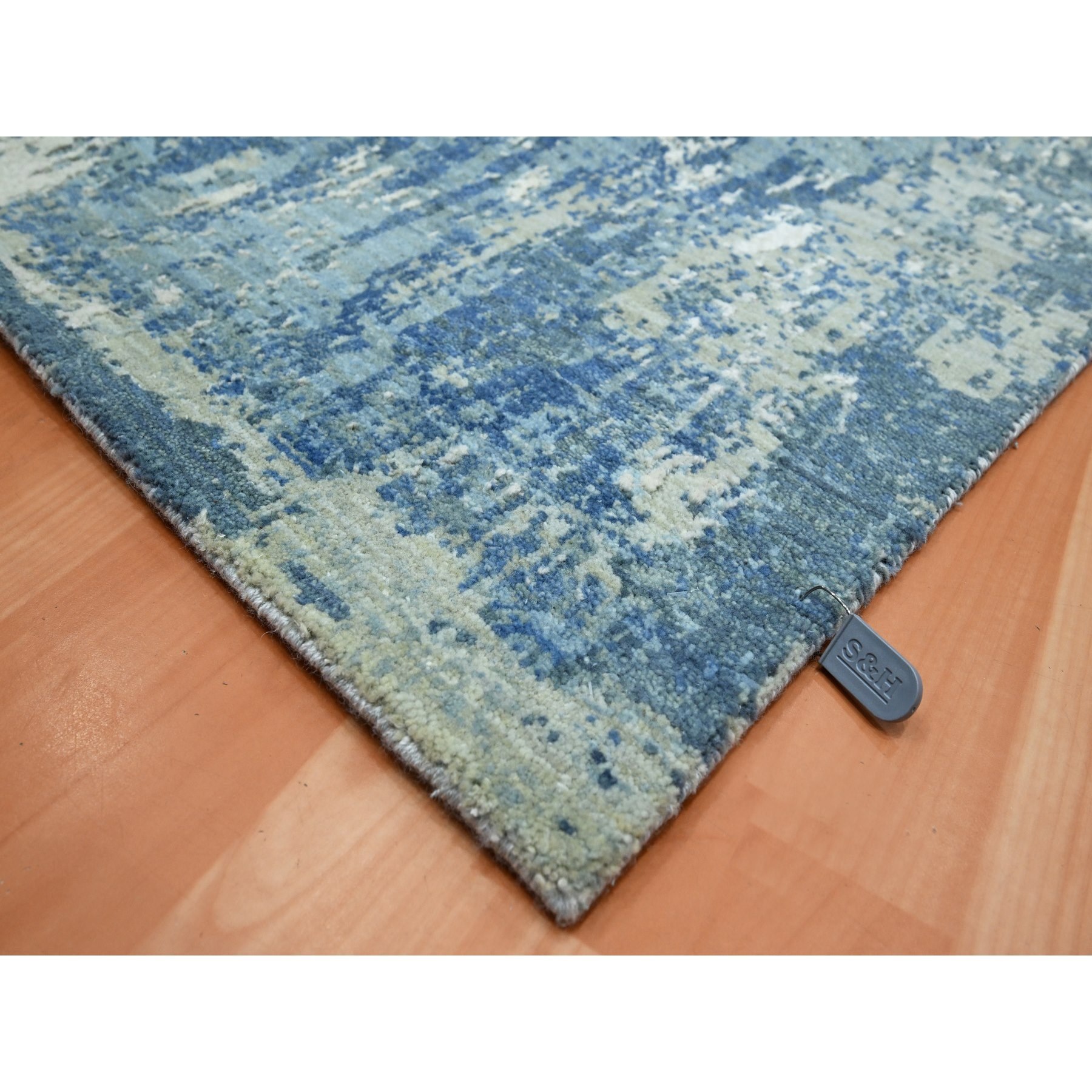 6'x9'2" Cerulean Blue, Abstract Design, Denser Weave, Hi-Low Pile, Pure Wool, Hand Knotted, Oriental Rug HR75534 - Image 6