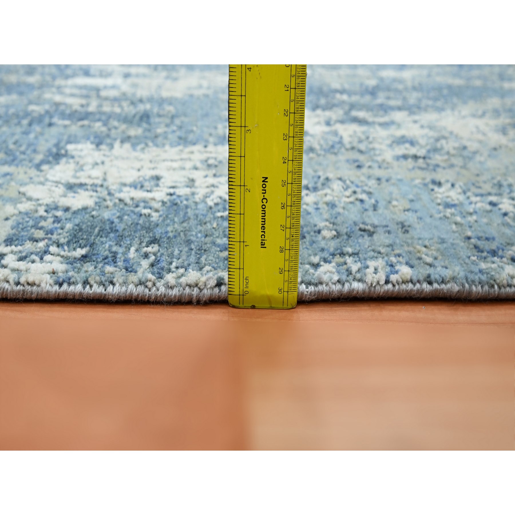 2'1"x3' Cerulean Blue, Abstract Design, Denser Weave, Hi-Low Pile, Pure Wool, Hand Knotted, Mat, Oriental Rug HR75540 - Image 3