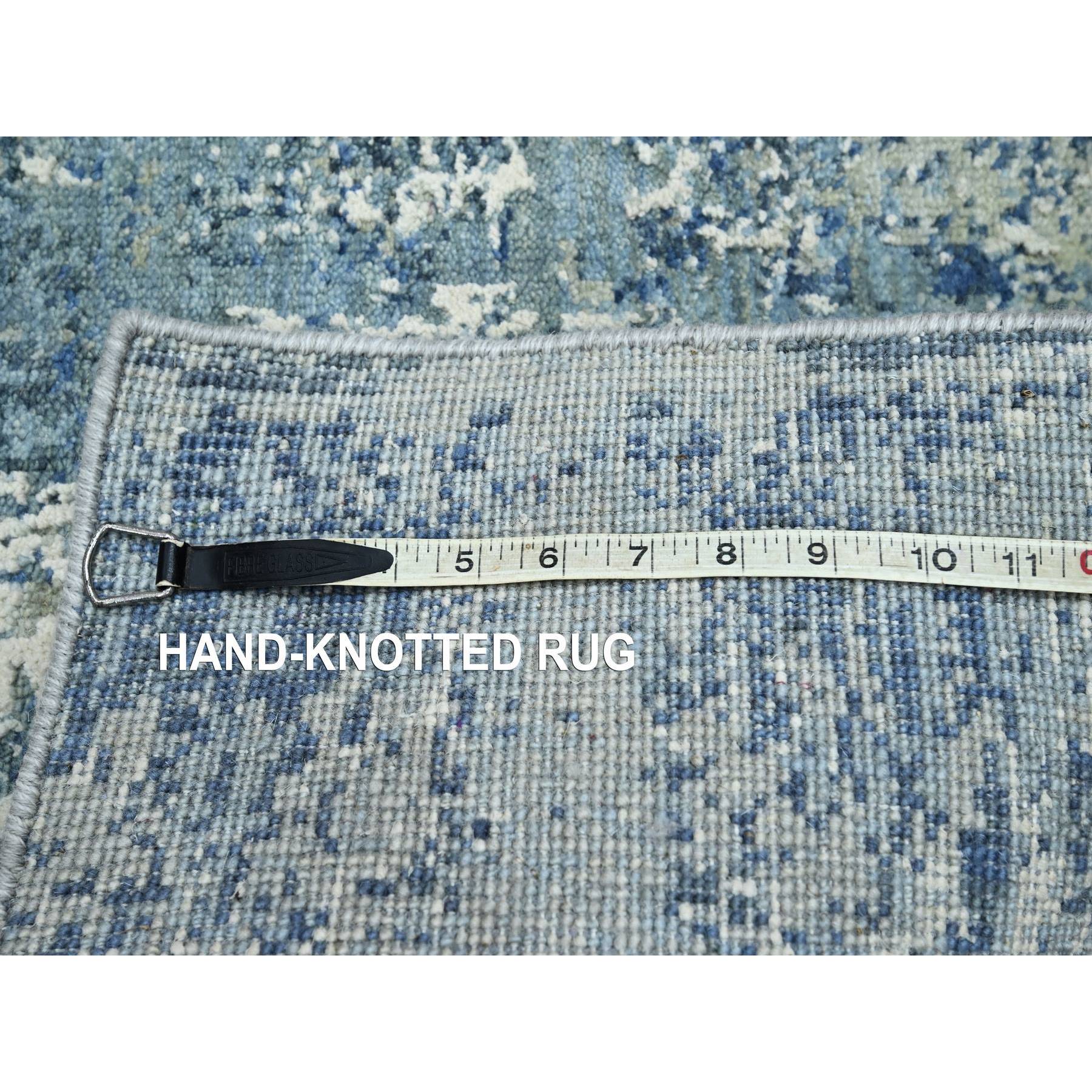 2'1"x3' Cerulean Blue, Abstract Design, Denser Weave, Hi-Low Pile, Pure Wool, Hand Knotted, Mat, Oriental Rug HR75540 - Image 4