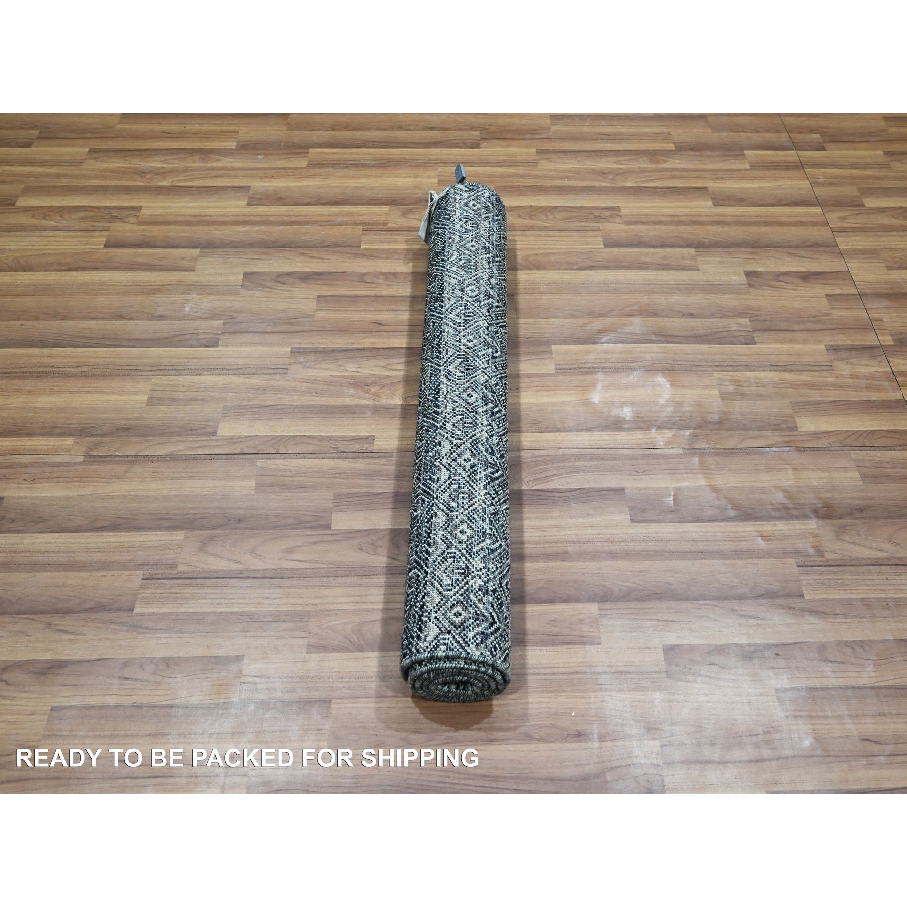 3'1"x5' Charcoal Gray, Small Repetitive Diamond Shaped Geometric Elements, Kohinoor Herat, Hand Knotted, Tone On Tone, Soft To The Touch, Pure Wool, Oriental Rug HR76156 - Image 5
