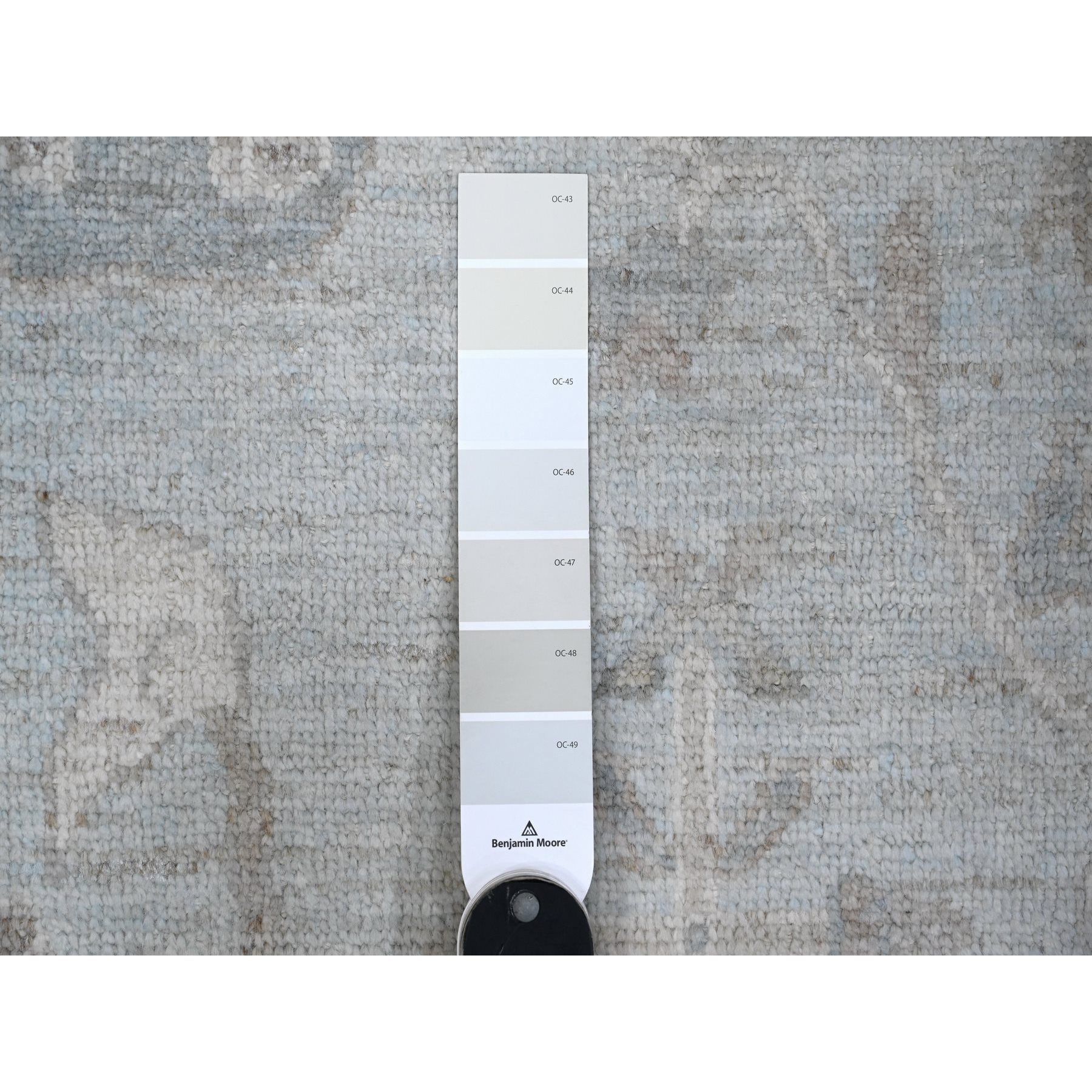 9'2"x12' Cloud Gray, Vegetable Dyes, Wool Weft, Hand Knotted, Faded Out Angora Oushak, All Over Tribal Elements, Oriental Rug HR88669 - Image 7
