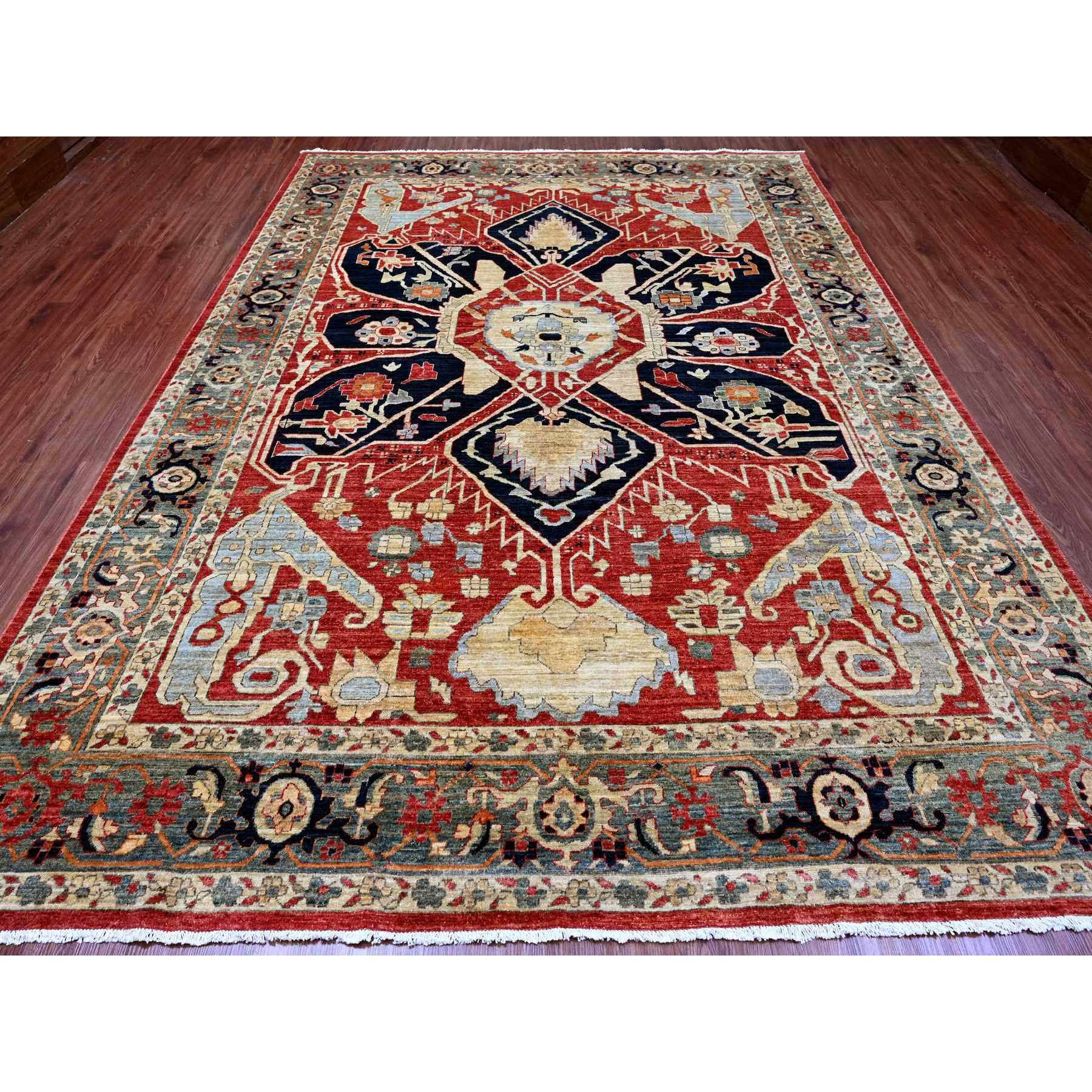 9'x12' Prismatic Red, Serapi Heriz with Large Flower Design, Peshawar, Hand Knotted, Veggie Dyes, 100% Wool, Densely Woven, Oriental Rug HR20104 - Image 2