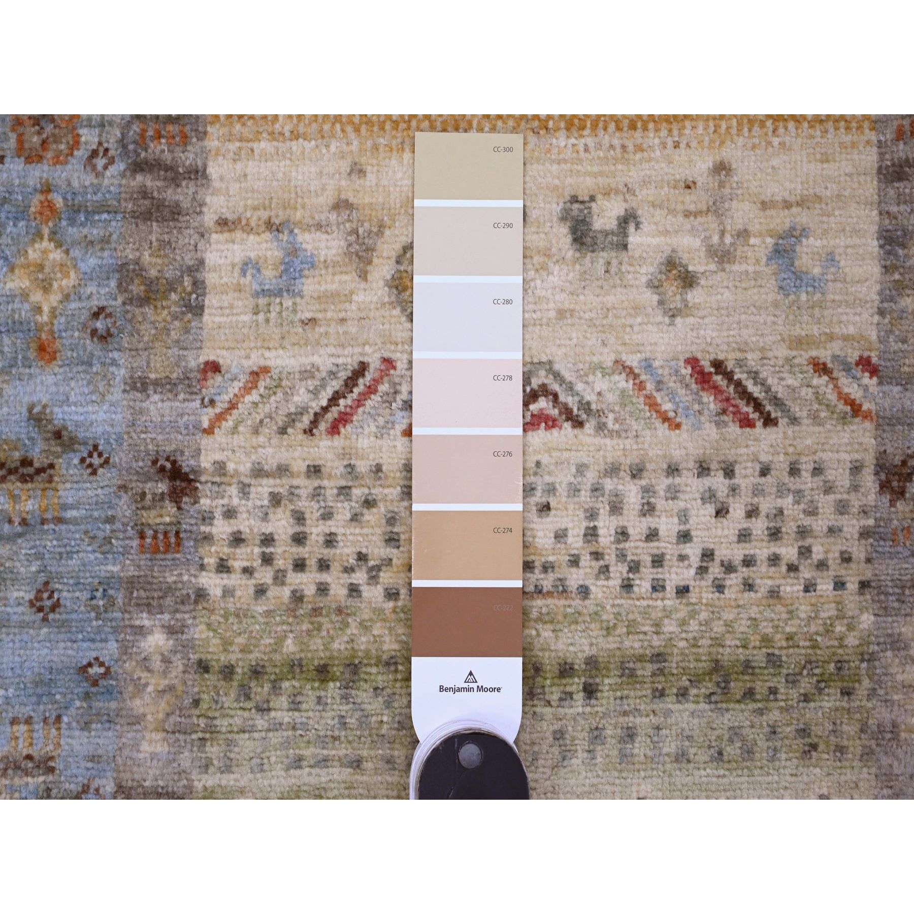 2'5"x9'9" Olive Green, Hand Knotted, Fine Kashkuli Gabbeh with Small Animal Figurines, Soft Wool, Veggie Dyes, Runner, Oriental Rug HR20116 - Image 3