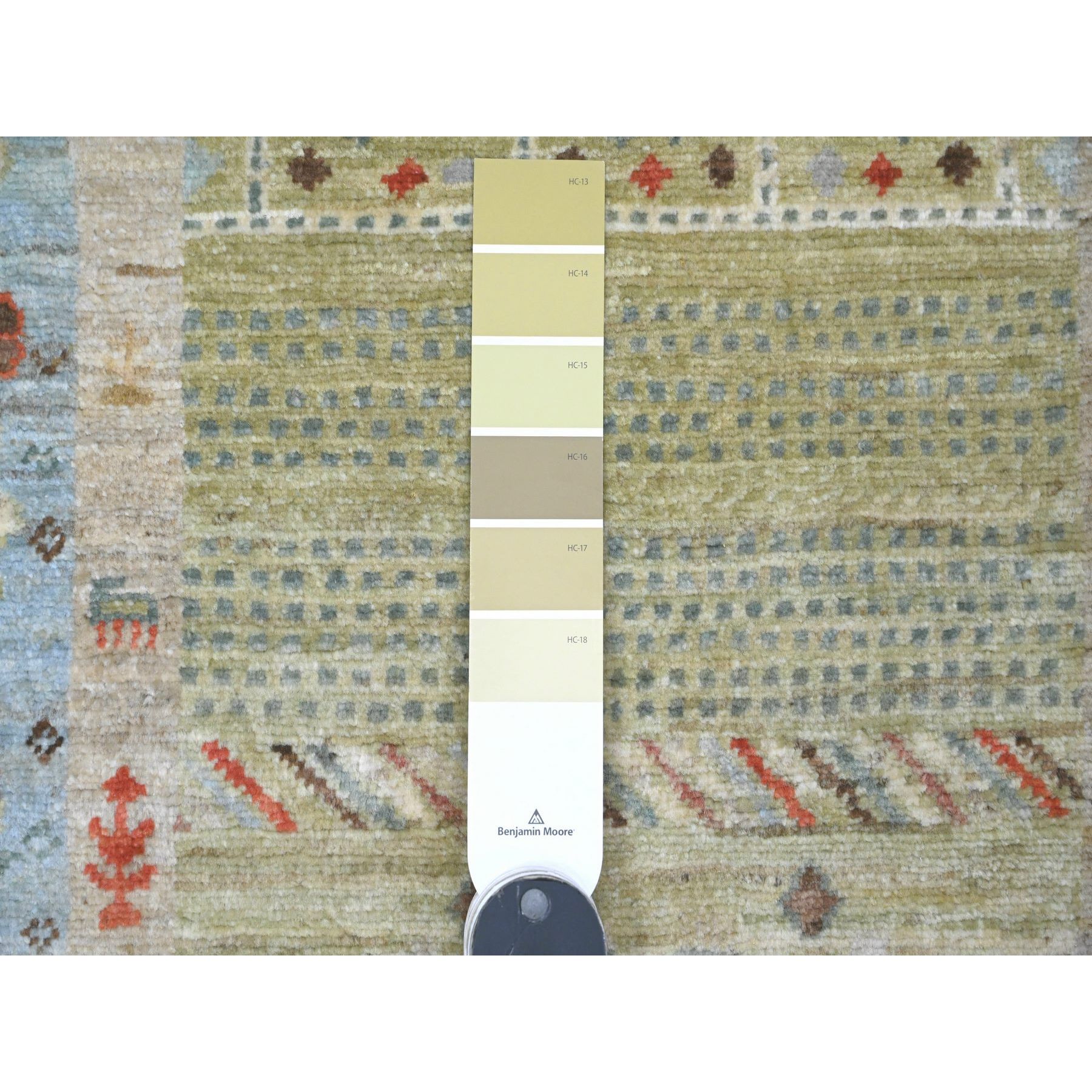 2'9"x5'10" Swamp Green, Fine Kashkuli Gabbeh with Small Animal Figurines, Hand Knotted, Soft Wool, Natural Dyes, Runner, Oriental Rug HR20119 - Image 3