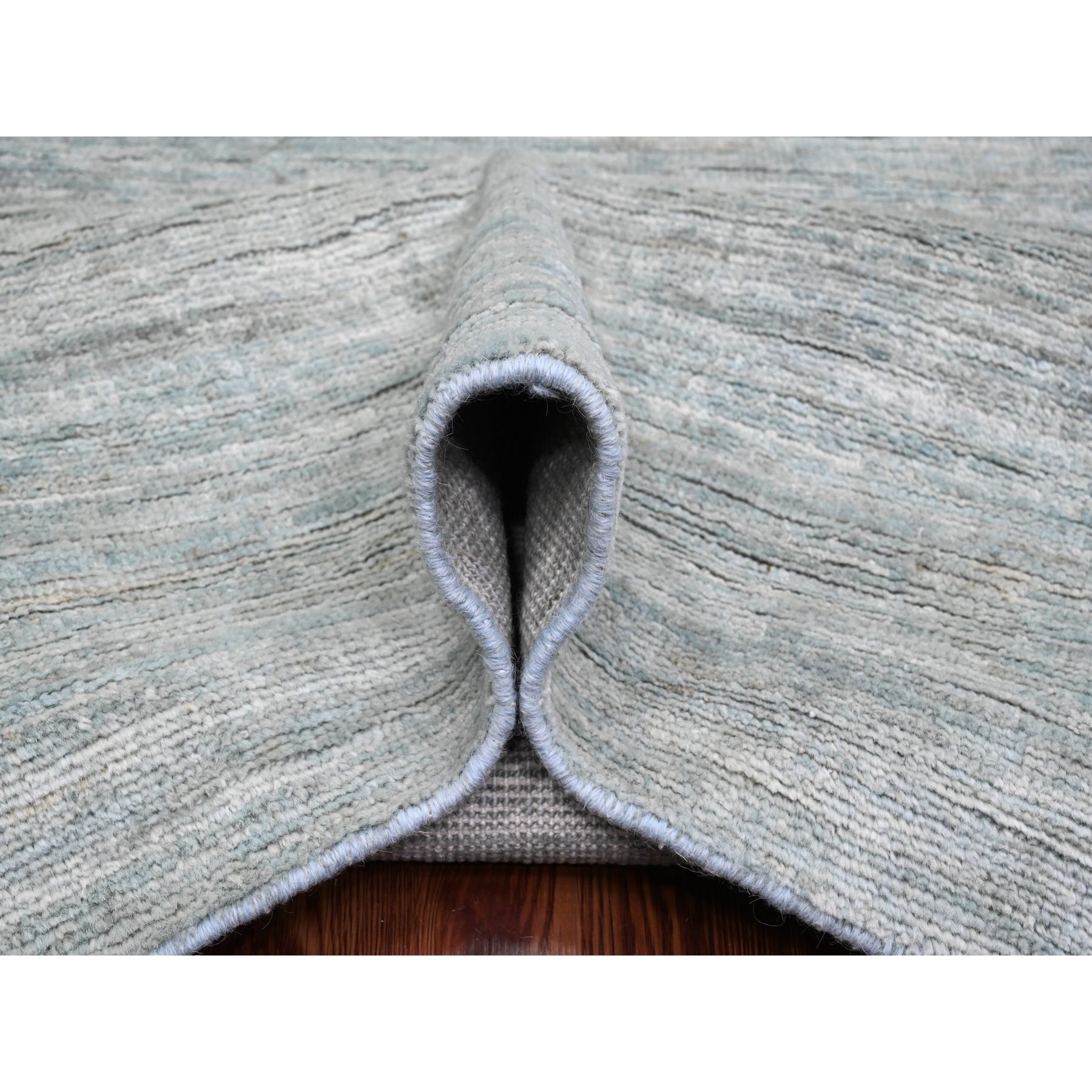 8'6"x11'5" Cloud Gray, Hand Knotted, Plain Solid Pattern, Hand Spun Ghazni Wool, Lush and Plush, Oriental Rug HR20141 - Image 5