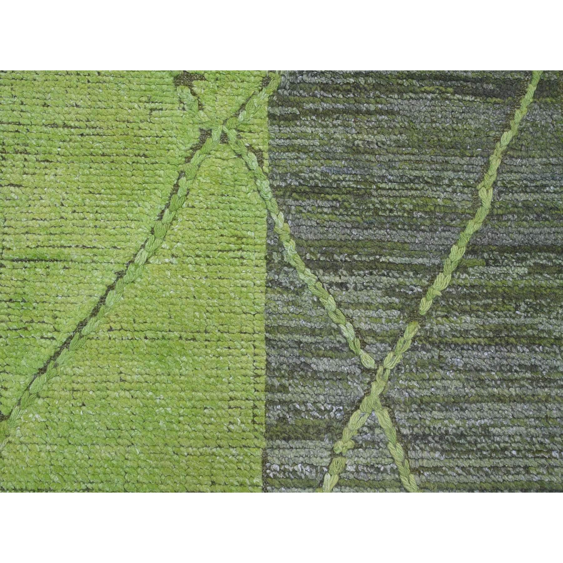 11'7"x14'8" Shades of Green, Modernistic Swedish Design and Weave, Criss Cross Pattern, 100% Wool, Hand Knotted, Oriental Rug HR20150 - Image 8