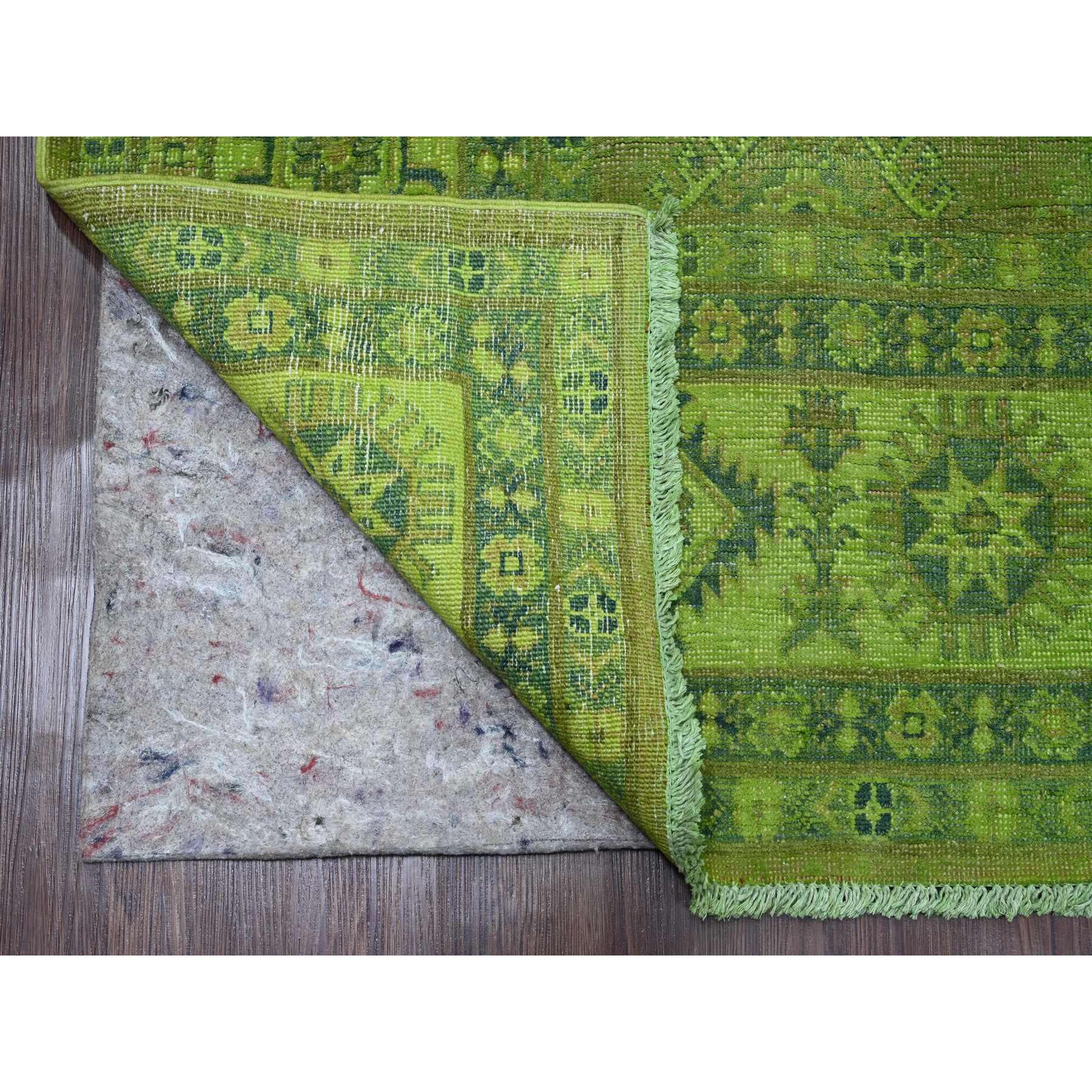8'x9'8" Pear Green, Overdyed Kazak with All Over Geometric Design, Hand Knotted, 100% Wool, Oriental Rug HR20246 - Image 4