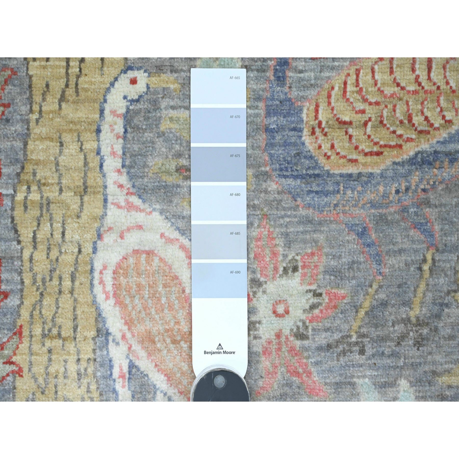5'8"x5'8" Battleship Gray, Afghan Peshawar with Birds of Paradise Design, Hand Knotted, 100% Soft Wool, Vegetable Dyes, Round, Oriental Rug HR20257 - Image 3