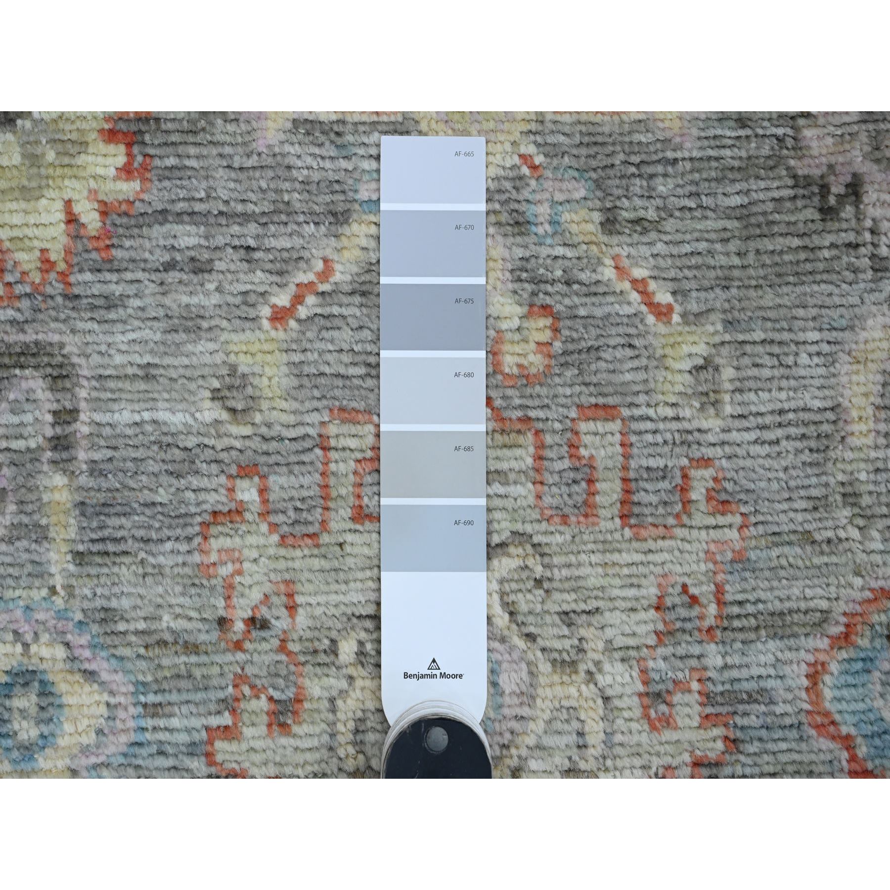 2'1"x3'5" Spanish Gray, Hand Knotted, Afghan Angora Oushak with Leaf Design, Veggie Dyes, Pure Wool, Mat, Oriental Rug HR20323 - Image 3