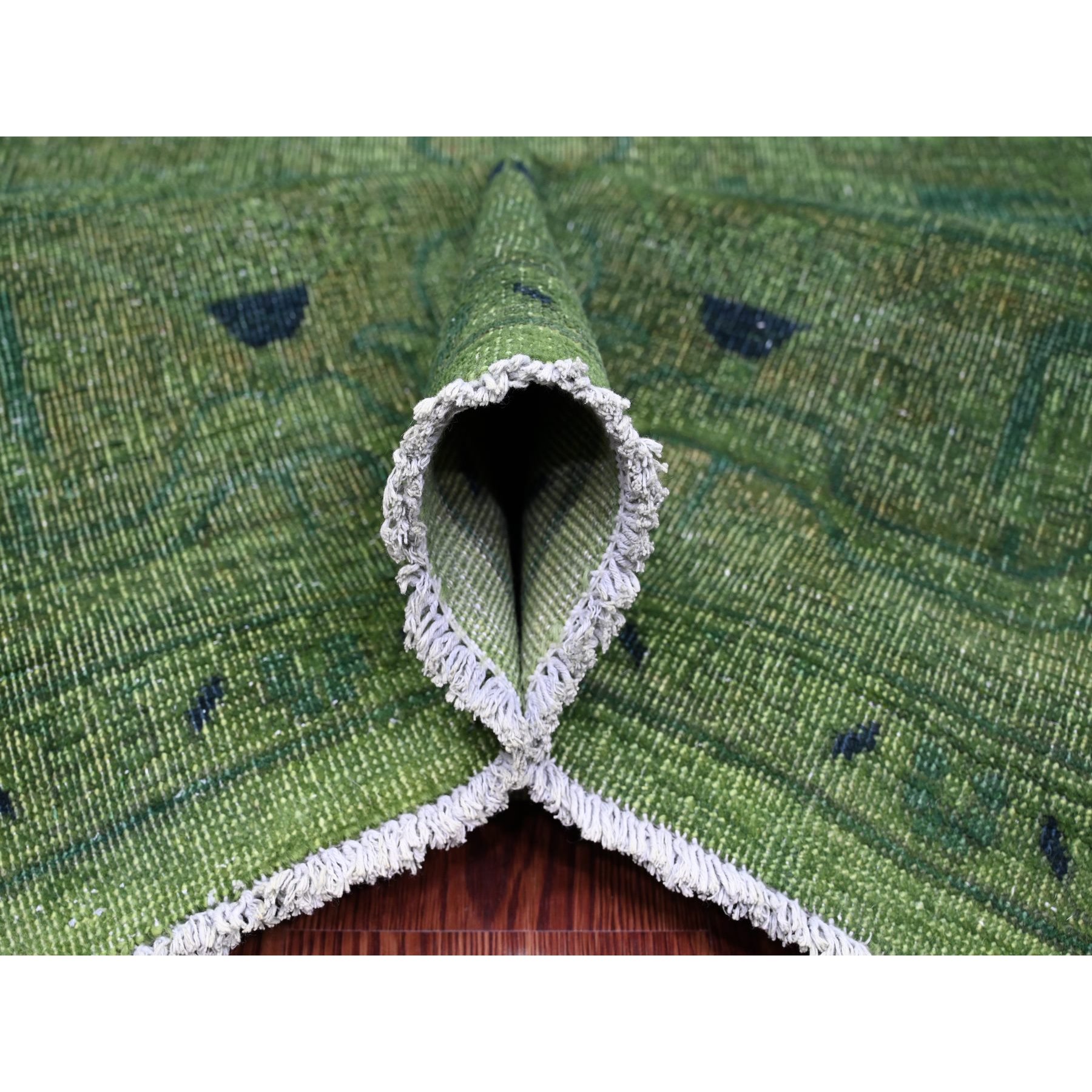 7'9"x9'8" Hunter Green, Overdyed Peshawar with Heriz Design, Hand Knotted, Distressed, Zero Pile, 100% Wool, Oriental Rug HR20371 - Image 5