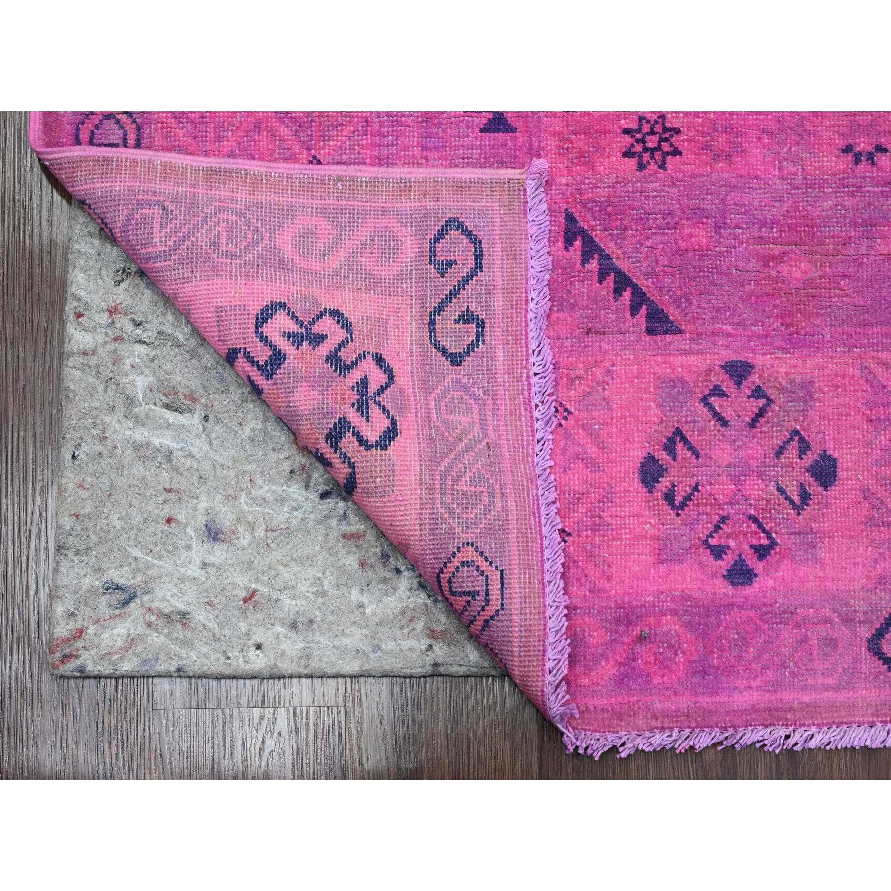 8'x9'7" Hot Pink, Overdyed Kazak with Geometric Design, Hand Knotted, 100% Wool, Oriental Rug HR20401 - Image 4