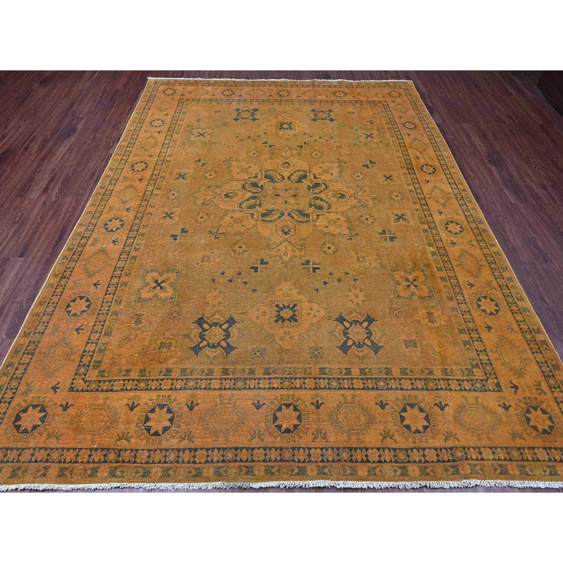 7'8"x9'10" Honey Brown, Overdyed Kazak with Flower Medallion Design, 100% Wool, Hand Knotted, Oriental Rug HR20402 - Image 2