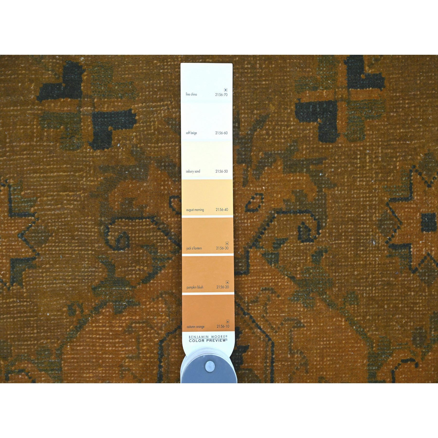 7'8"x9'10" Honey Brown, Overdyed Kazak with Flower Medallion Design, 100% Wool, Hand Knotted, Oriental Rug HR20402 - Image 7