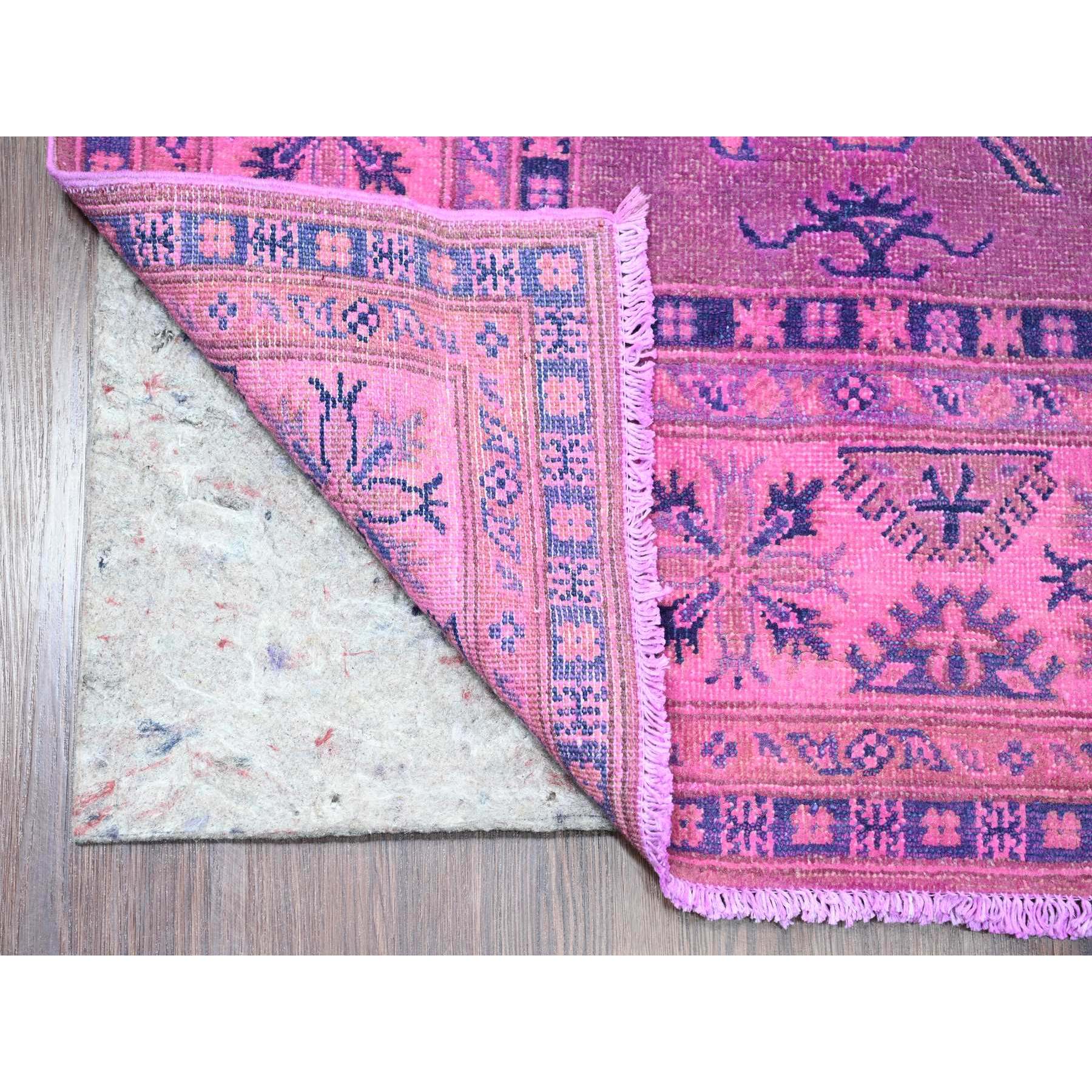 5'7"x7'9" Bubblegum Pink, Overdyed Kazak with Geometric Medallion Design, Hand Knotted, 100% Wool, Oriental Rug HR20447 - Image 2