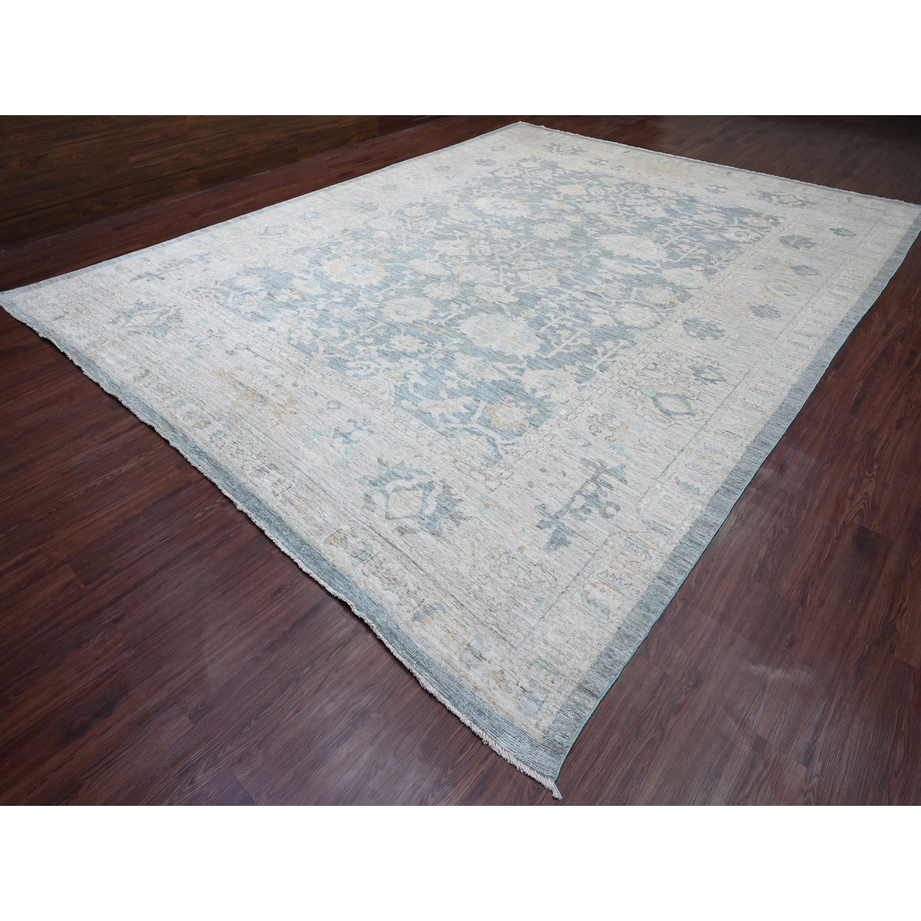 11'9"x15'5" Marengo Gray, Afghan Angora Oushak with All Over Leaf Design, Hand Knotted, Vegetable Dyes, 100% Wool, Oversized, Oriental Rug HR20462 - Image 3