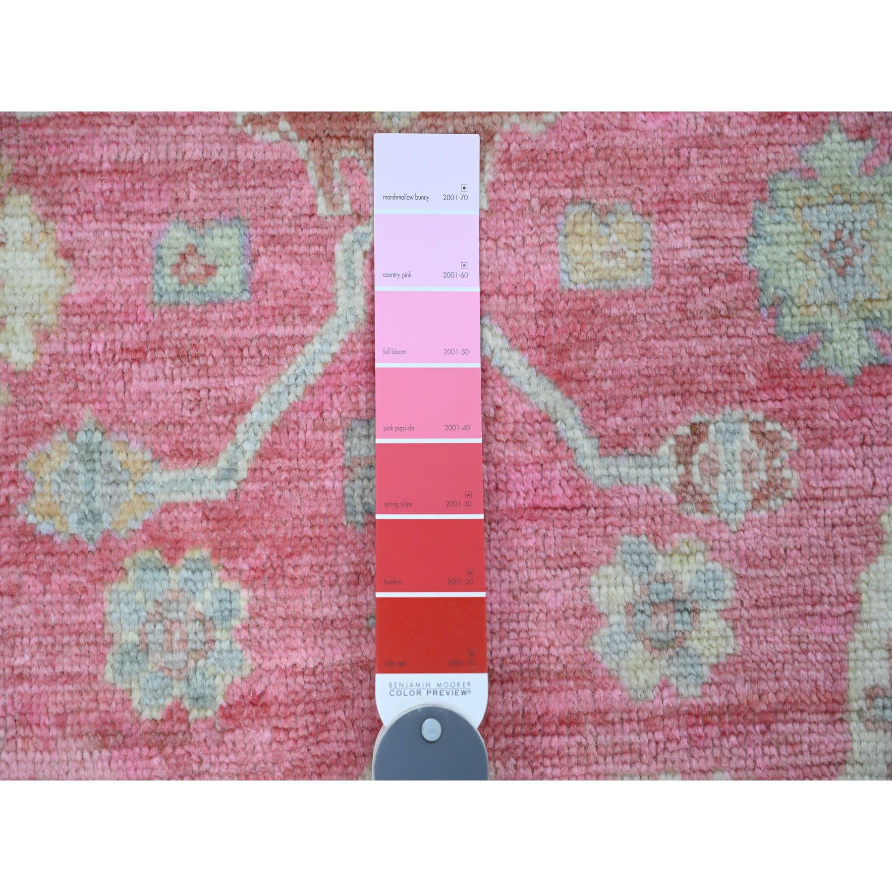 4'1"x6' Punch Pink, Afghan Angora Oushak with All Over Leaf Design, Hand Knotted, Vegetable Dyes, 100% Wool, Oriental Rug HR20488 - Image 3
