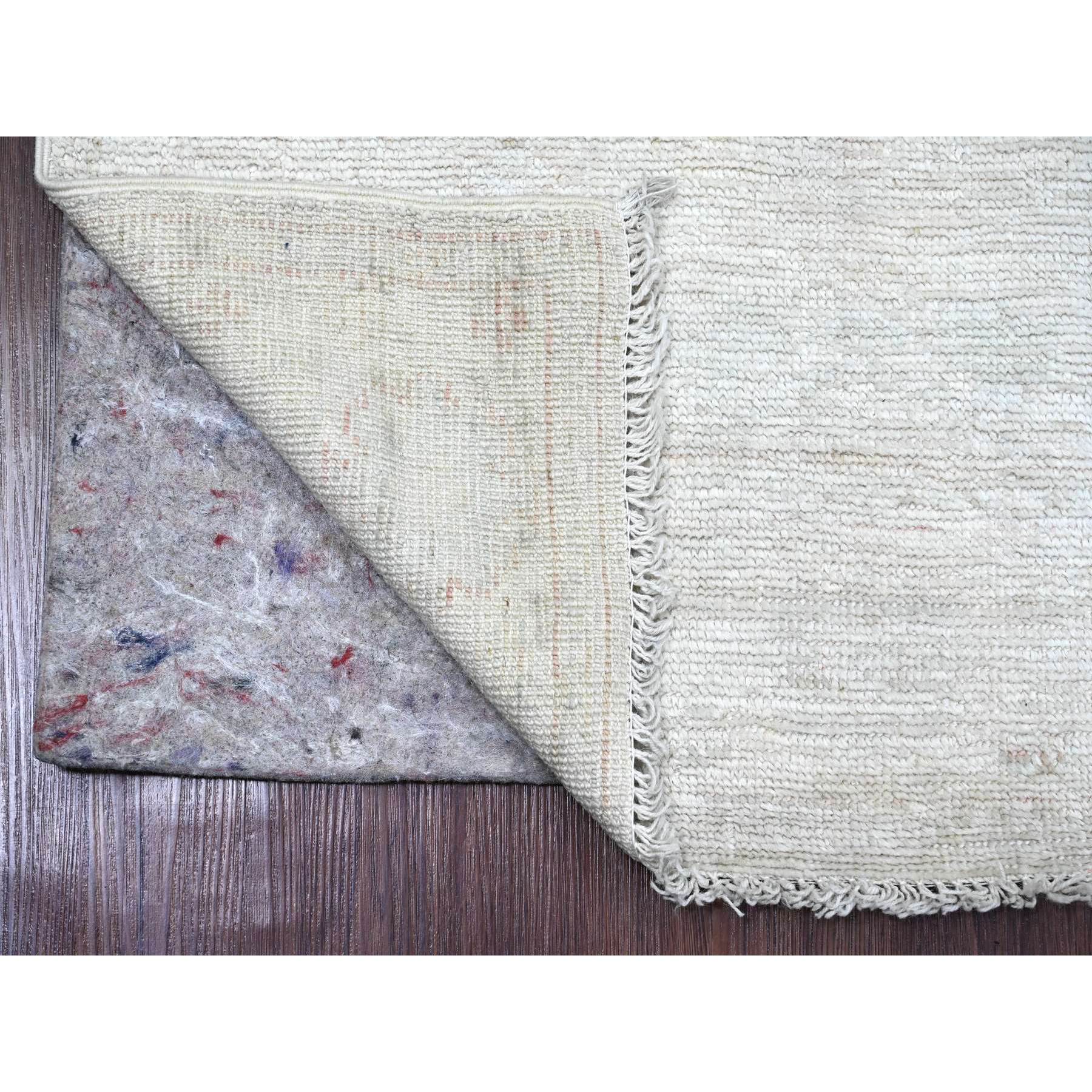 2'10"x9'7" Daisy White, Afghan Angora Oushak with All Over Pattern, Hand Knotted, Natural Dyes, 100% Wool, Runner, Oriental Rug HR20665 - Image 2