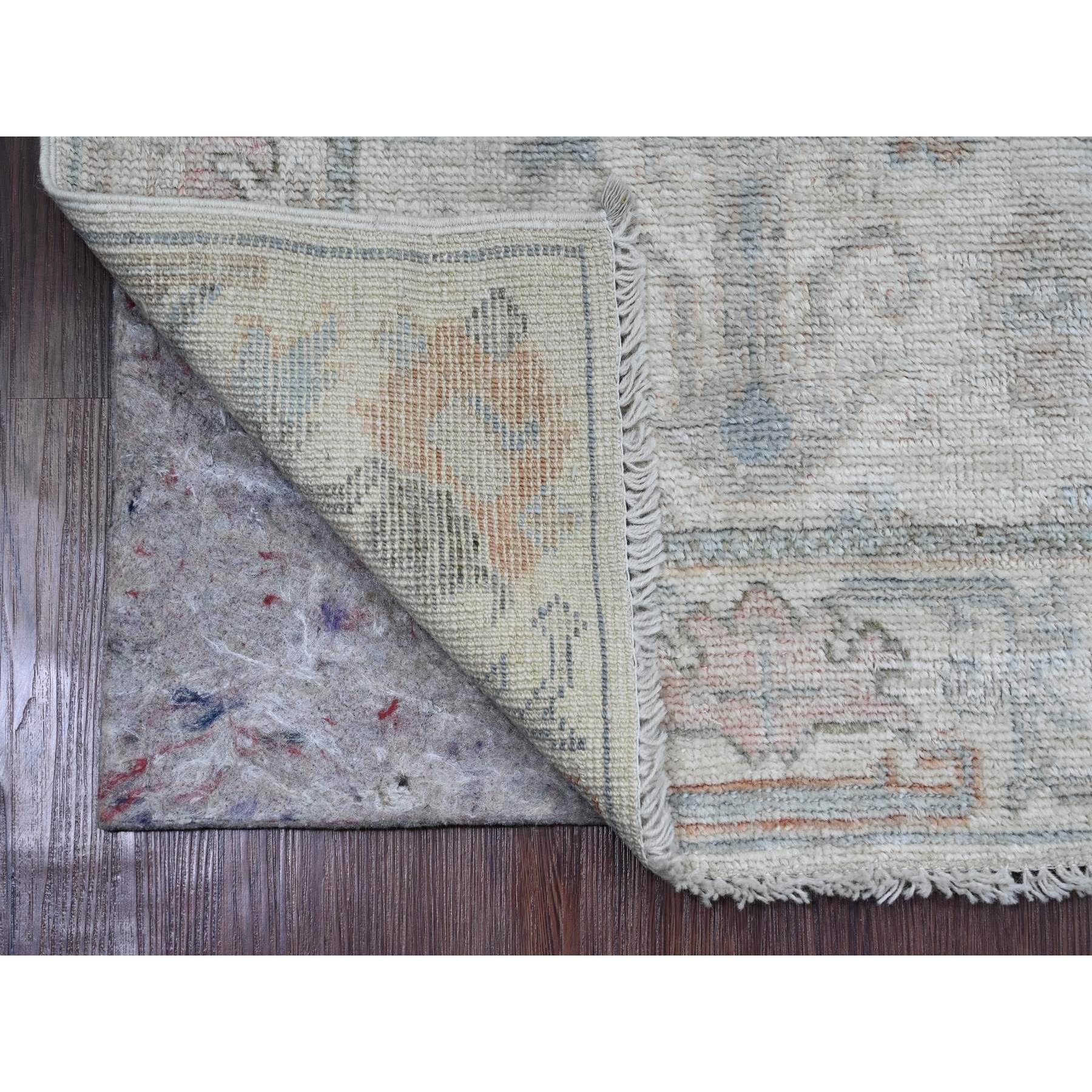 2'7"x9'6" Pearl White, Afghan Angora Oushak with All Over Pattern, Hand Knotted, Veggie Dyes, 100% Wool, Runner, Oriental Rug HR20813 - Image 2