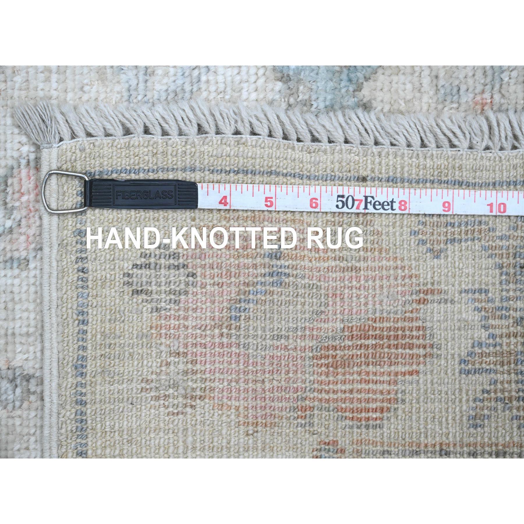 2'7"x9'6" Pearl White, Afghan Angora Oushak with All Over Pattern, Hand Knotted, Veggie Dyes, 100% Wool, Runner, Oriental Rug HR20813 - Image 6