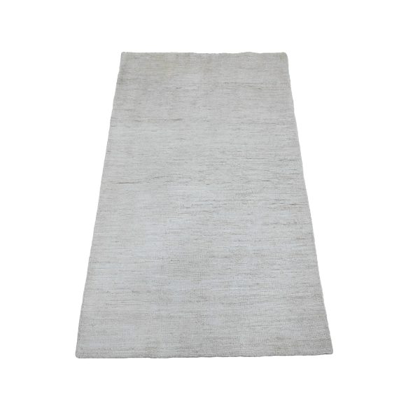 2'10"x4'9" Daisy White, Plain Solid Pattern, Hand Knotted, Hand Spun Ghazni Wool, Lush and Plush, Oriental Rug HR20826