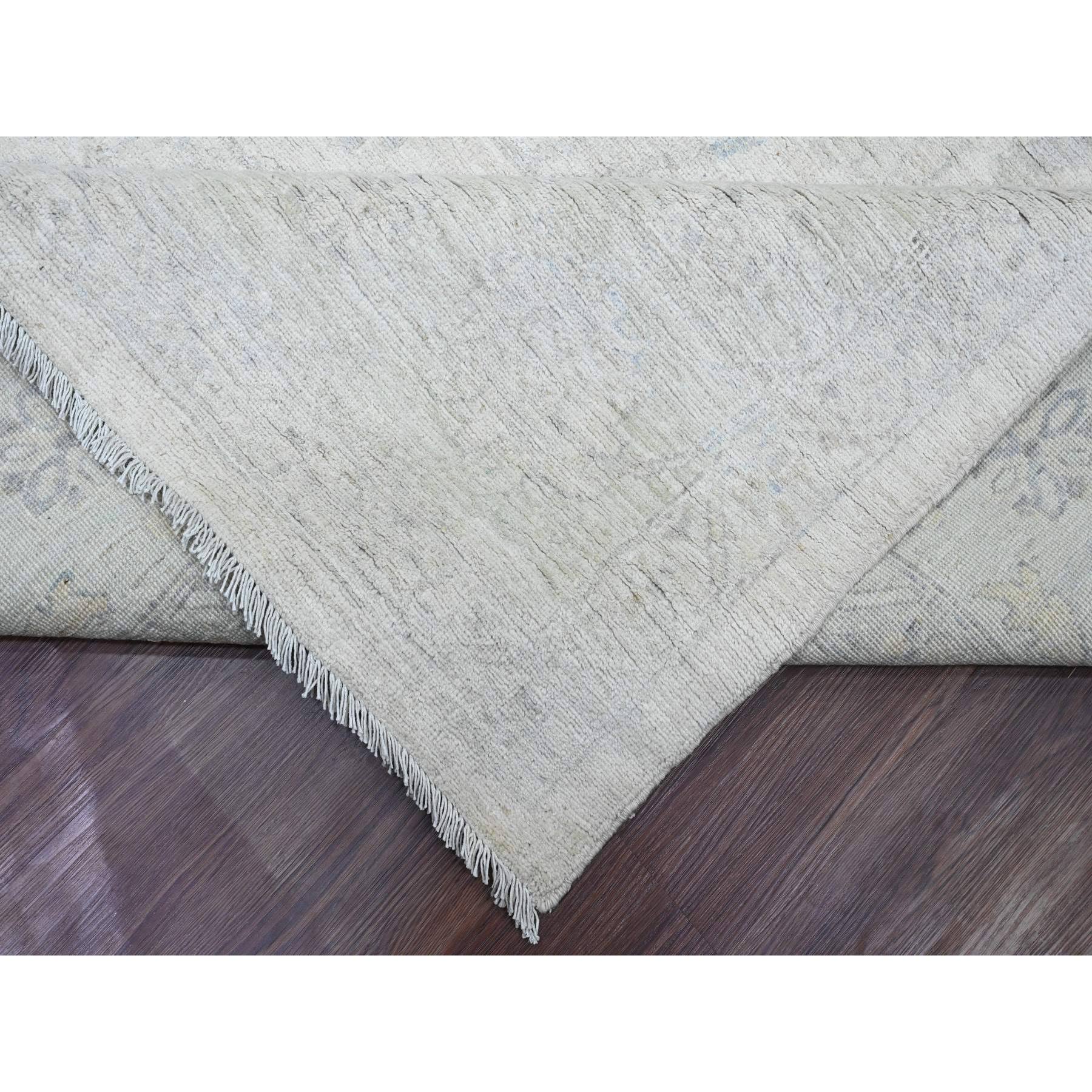 9'8"x13'5" Vista White, Washed Out Peshawar with All Over Pattern, Vegetable Dyes, 100% Wool, Hand Knotted, Oriental Rug HR20989 - Image 6