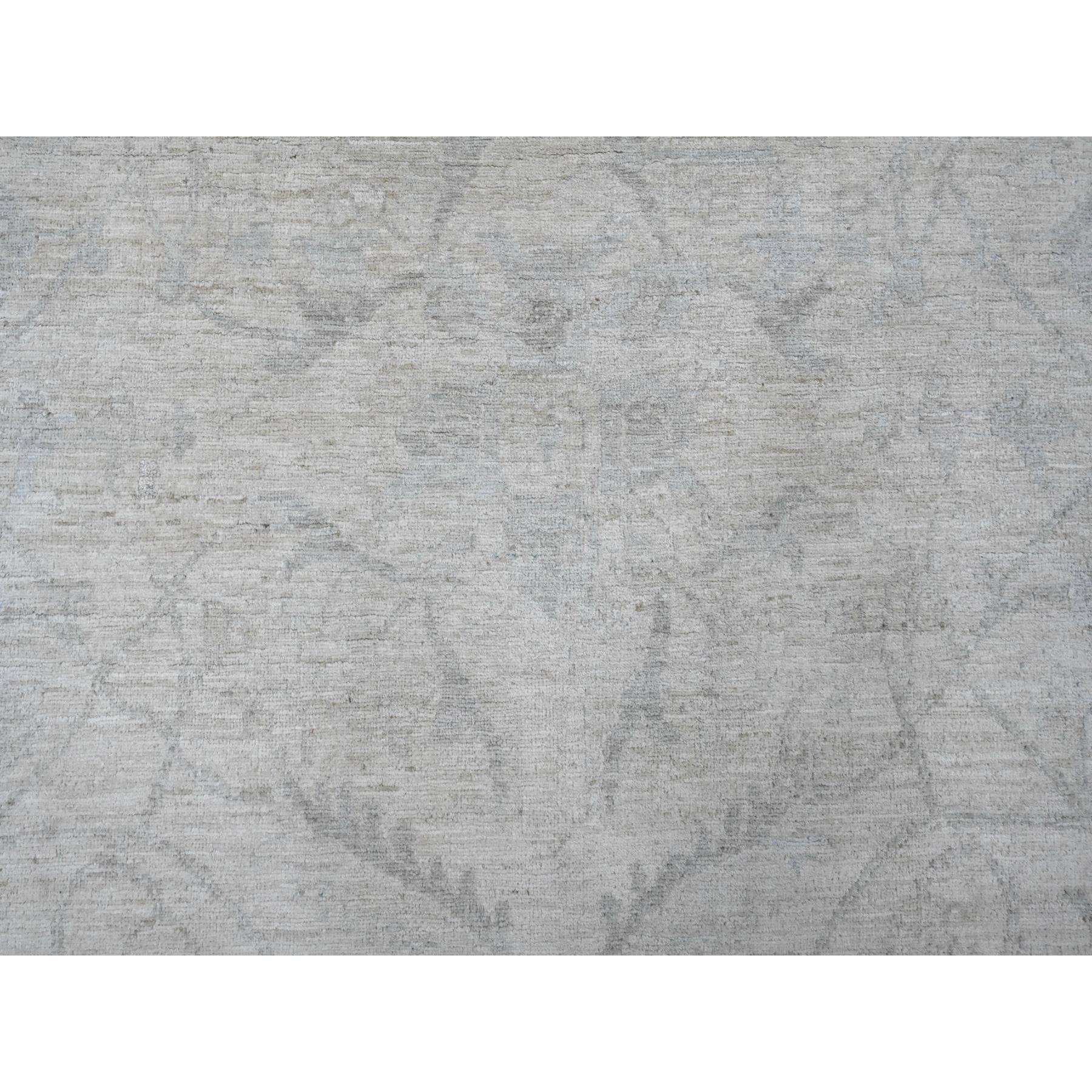 9'8"x13'5" Vista White, Washed Out Peshawar with All Over Pattern, Vegetable Dyes, 100% Wool, Hand Knotted, Oriental Rug HR20989 - Image 8