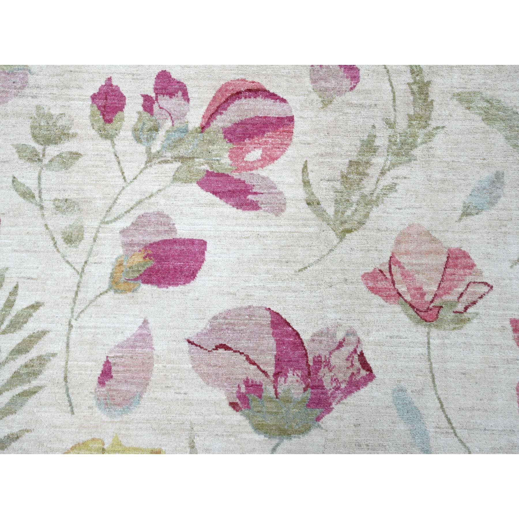 9'x11'9" Pearl White, Peshawar with Colorful Botanical Garden Design, 100% Wool, Hand Knotted, Oriental Rug HR20993 - Image 8