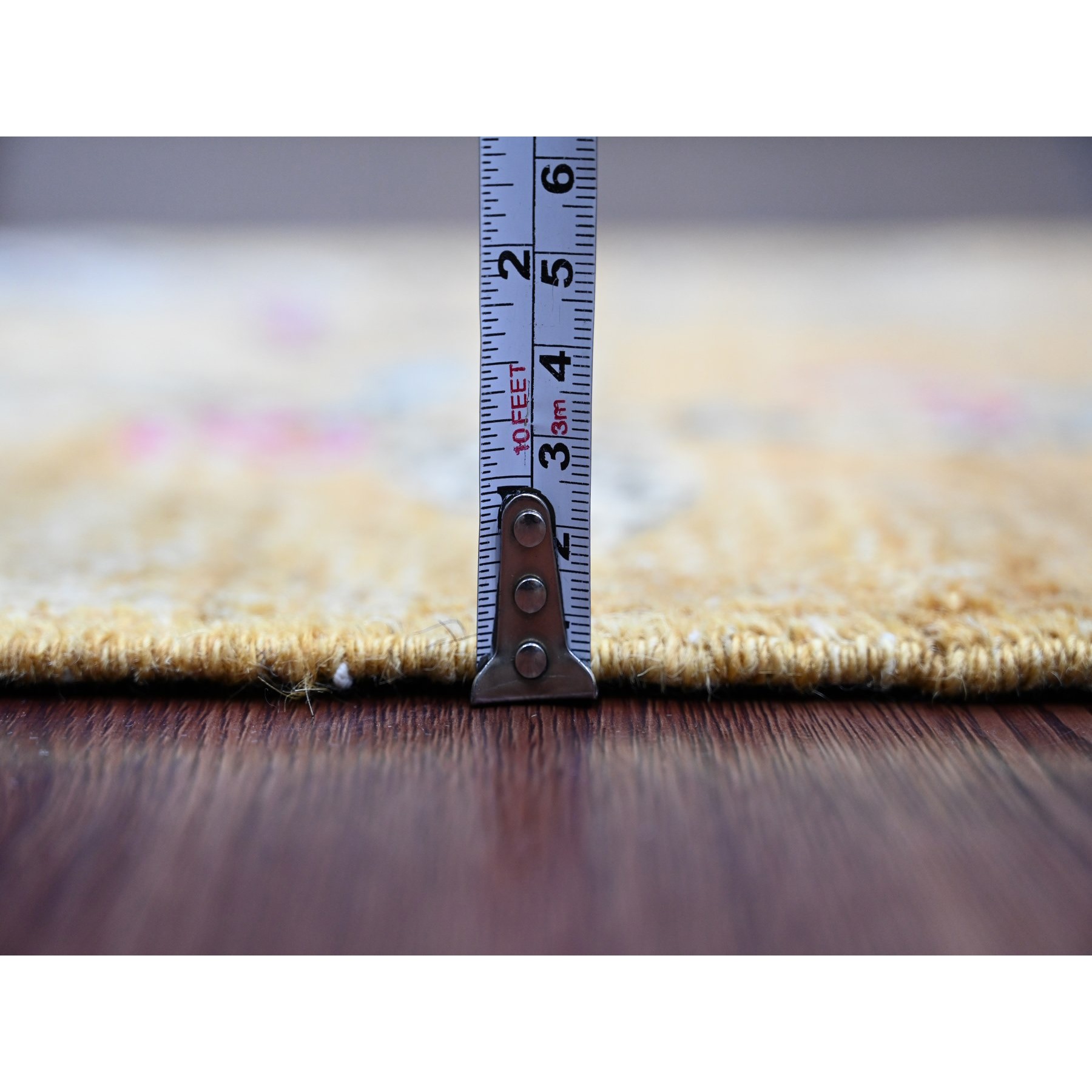 1'10'x2'9" Golden Brown, Hand Knotted, Sparrows on the Tree, Peshawar, Soft, High Mountain Wool, Densely Woven, Mat, Sample, Oriental Rug HR21015 - Image 5