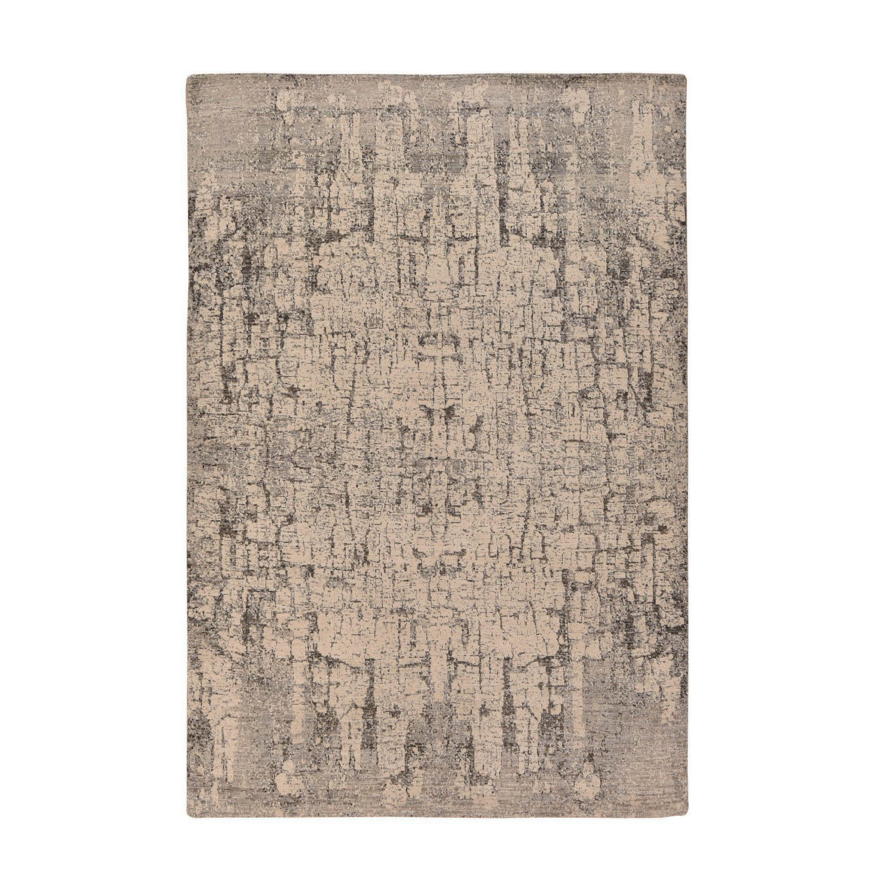 6'x9' Oyster Gray, Fossil Design, Soft to the Touch, 100% Wool, Hand Knotted, Modern, Oriental Rug HR78390