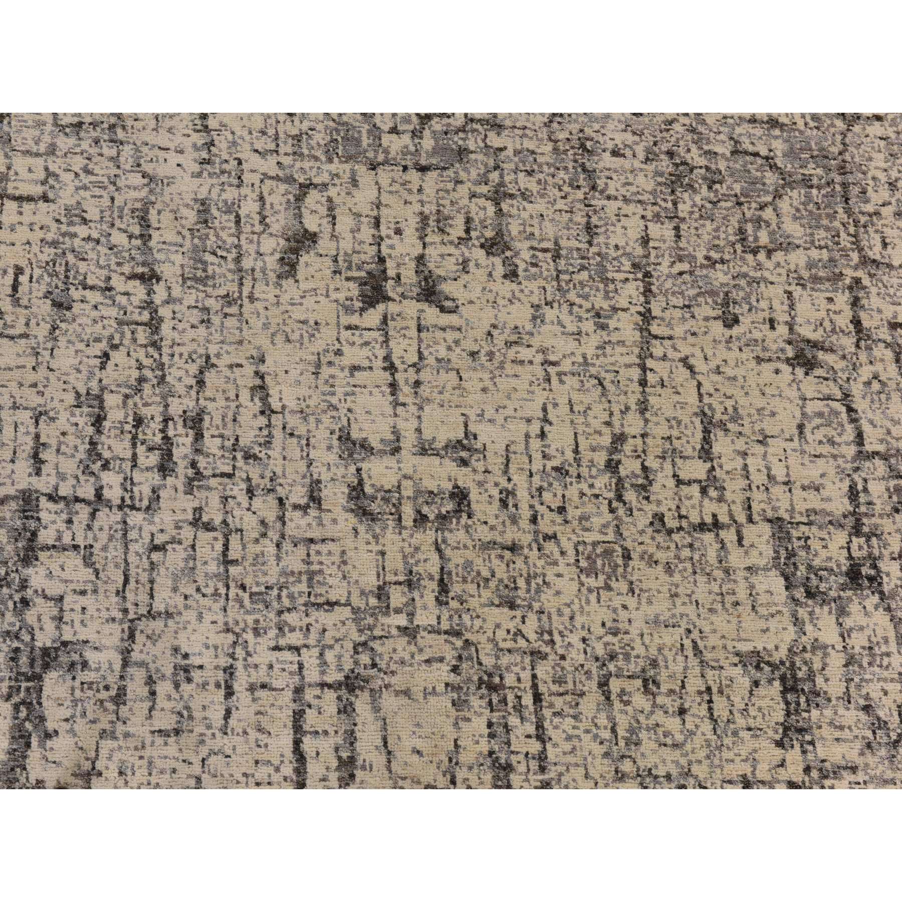 6'x9' Oyster Gray, Fossil Design, Soft to the Touch, 100% Wool, Hand Knotted, Modern, Oriental Rug HR78390 - Image 4