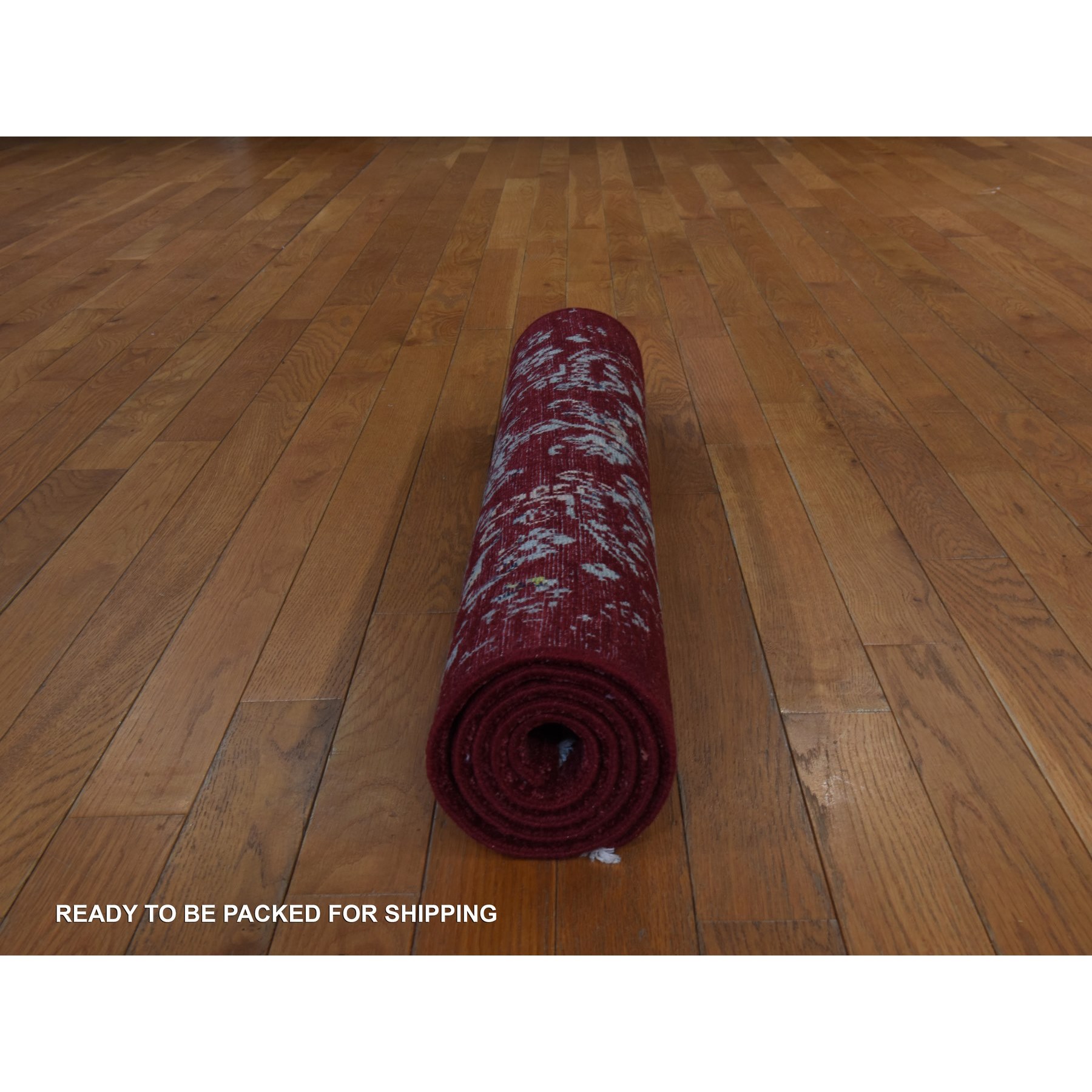 3'x5'1" Currant Red, Floral Design, Wool and Silk, Tone on Tone, Hand Knotted, Oriental Rug HR78397 - Image 6
