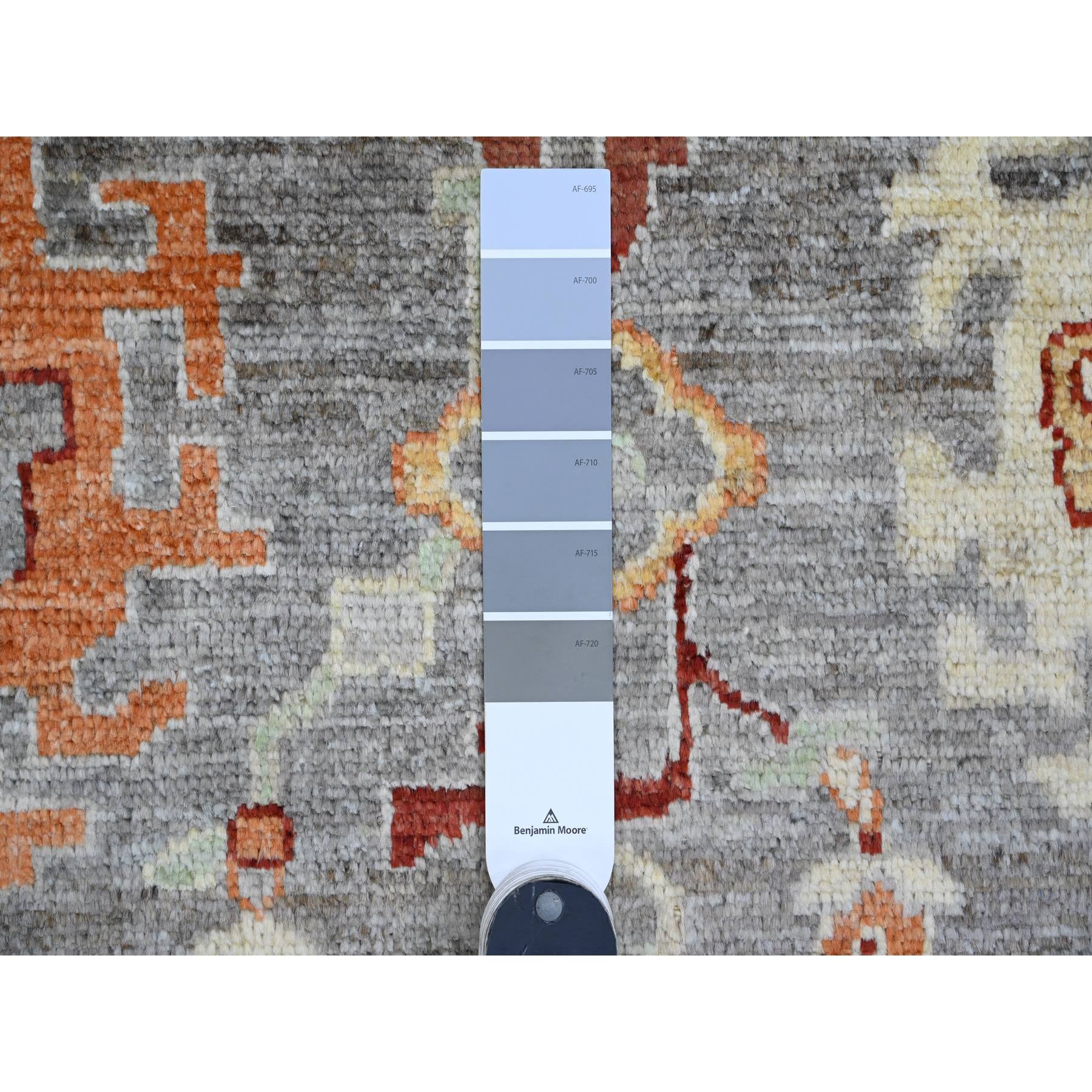 7'10"x9'9" Pewter Gray, 100% Wool,Afghan Angora Oushak with Geometric Leaf Design, Vegetable Dyes, Hand Knotted, Oriental Rug HR89759 - Image 7